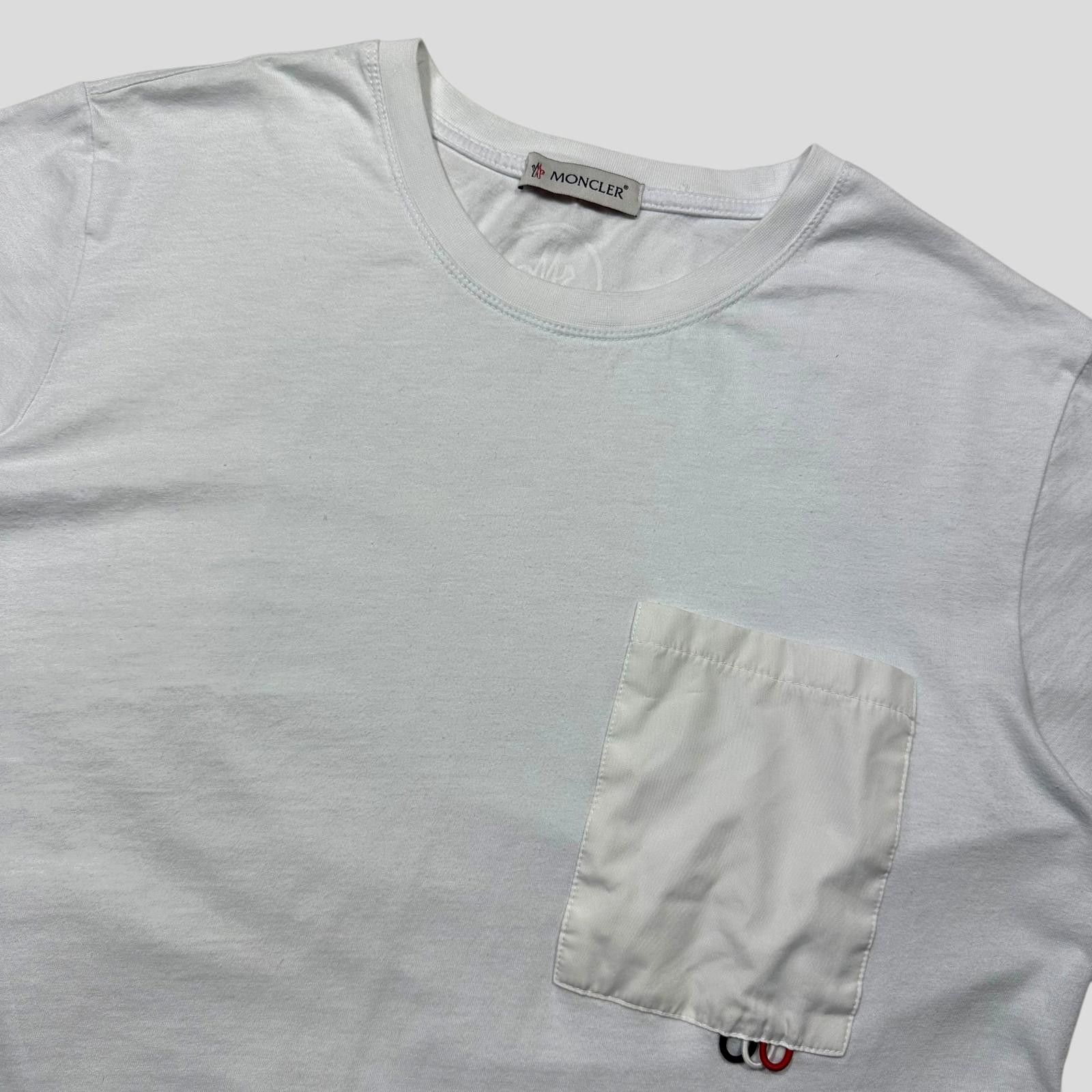 Moncler Moncler Nylon Pocket Logo T-shirt - L (M) Size US M / EU 48-50 / 2 - 2 Thumbnail