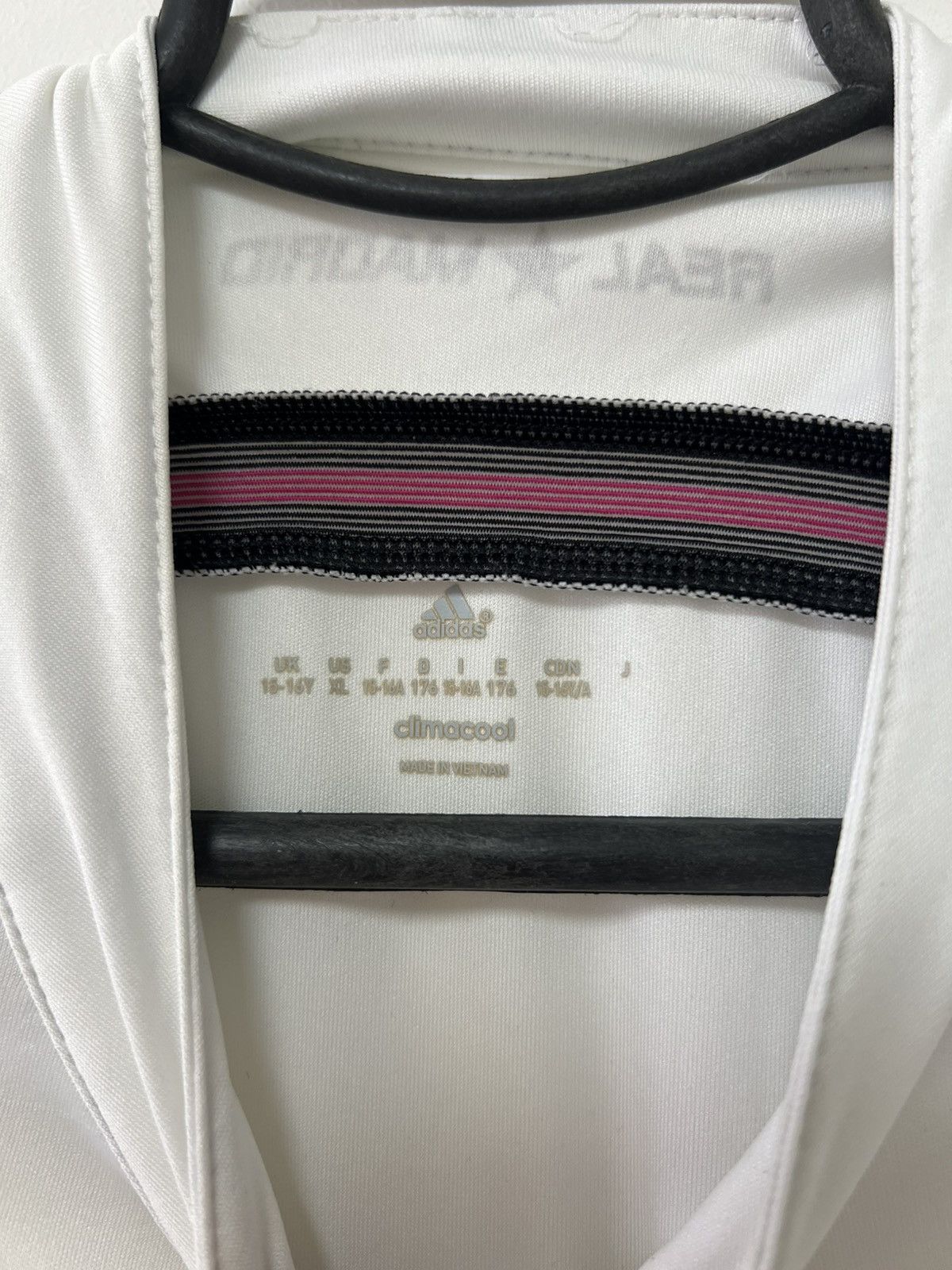Adidas × Vintage Real Madrid 2014-15 Home Jersey Adidas Football Shirt Boy XL Size US S / EU 44-46 / 1 - 10 Thumbnail
