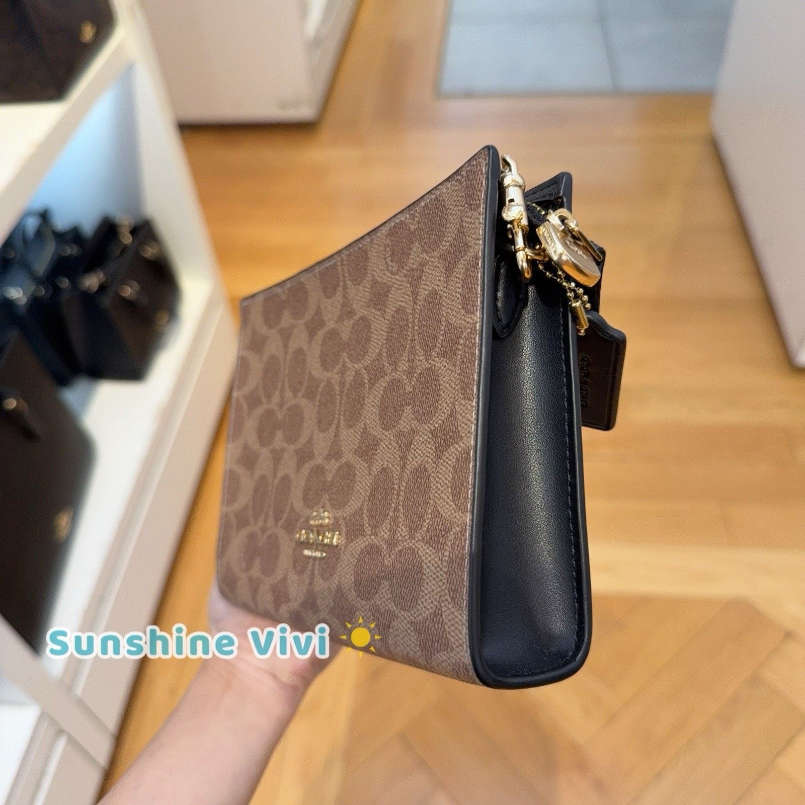 Coach NWT Coach Slim Croosbody Bag Canvas Tan/Black/Gold CW204 Size ONE SIZE - 2 Thumbnail