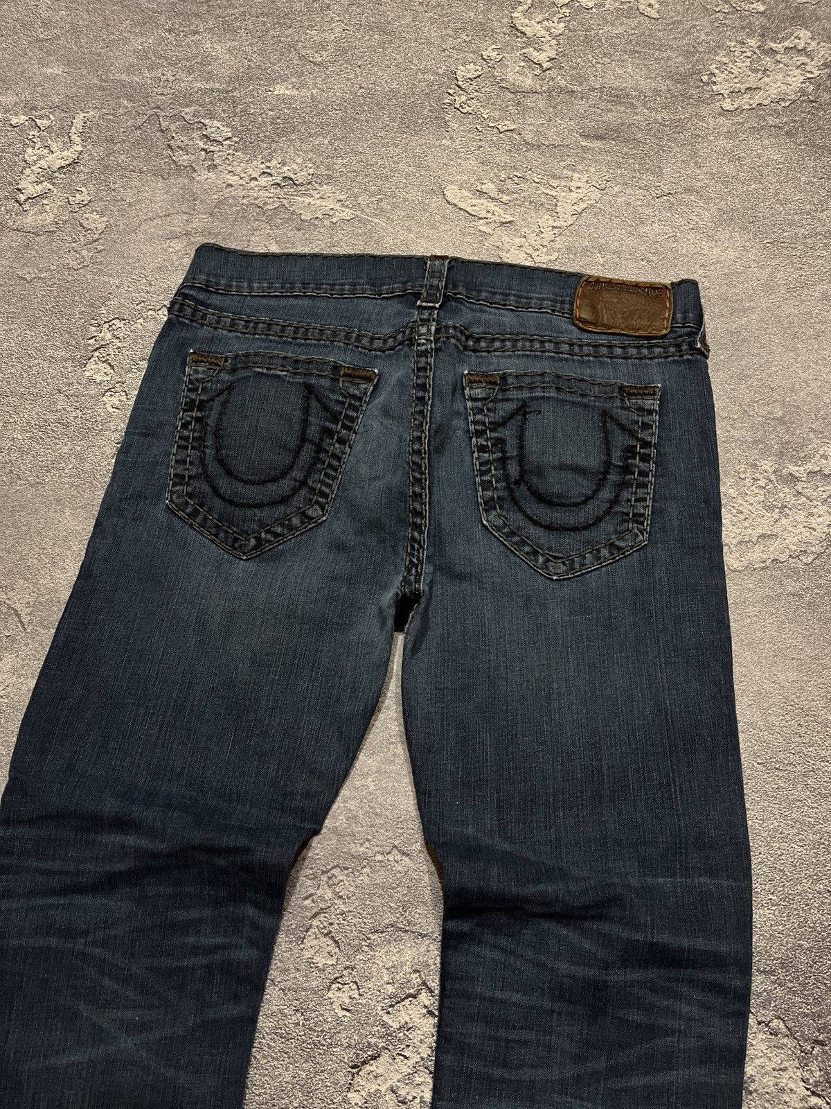 True Religion × Vintage Vintage True Religion Faded American Denim Baggy Hype Jeans Size US 38 / EU 54 - 4 Thumbnail