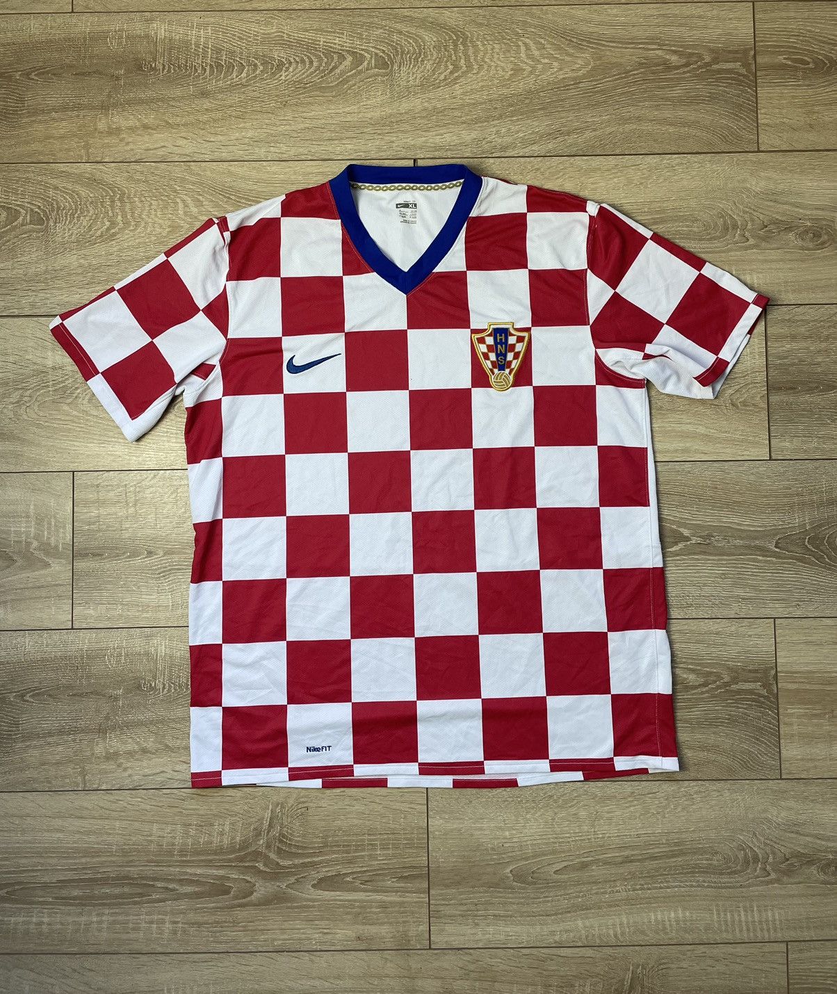 Nike CROATIA 2008 2009 HOME FOOTBALL SHIRT SOCCER JERSEY NIKE Xl Size US XL / EU 56 / 4 - 1 Thumbnail