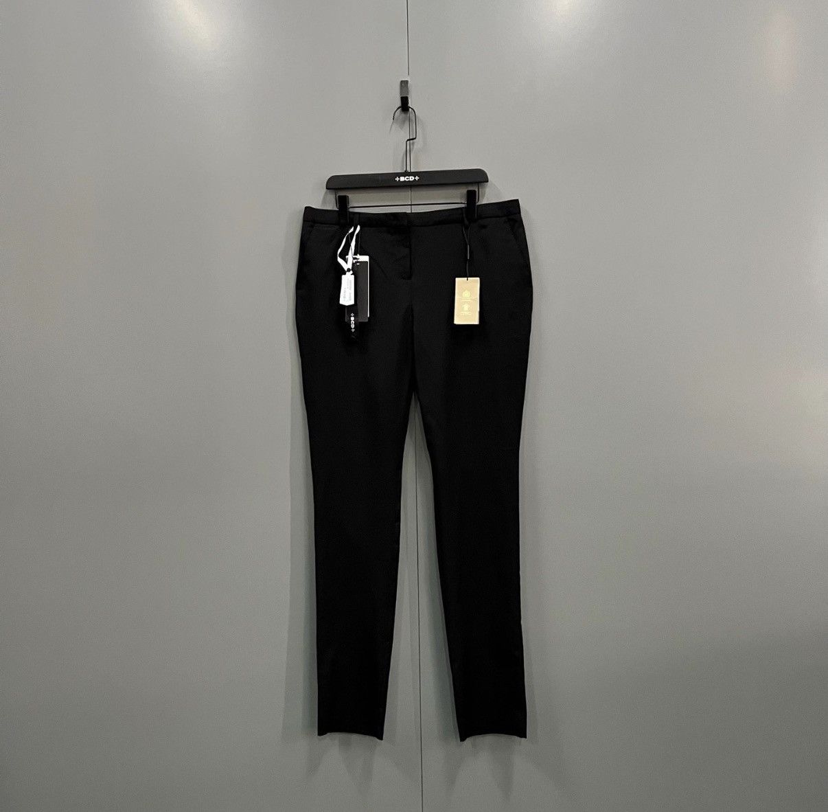 Burberry Burberry Black Mid-rise Dress Pants J41 Size US 30 / EU 46 - 1 Thumbnail
