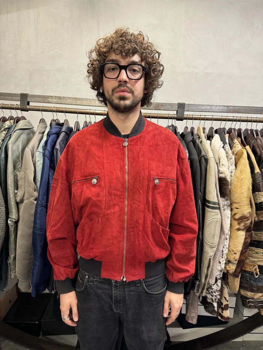 Versace 2000s Versace Red Leather Bomber Jacket Size US M / EU 48-50 / 2 - 3 Thumbnail