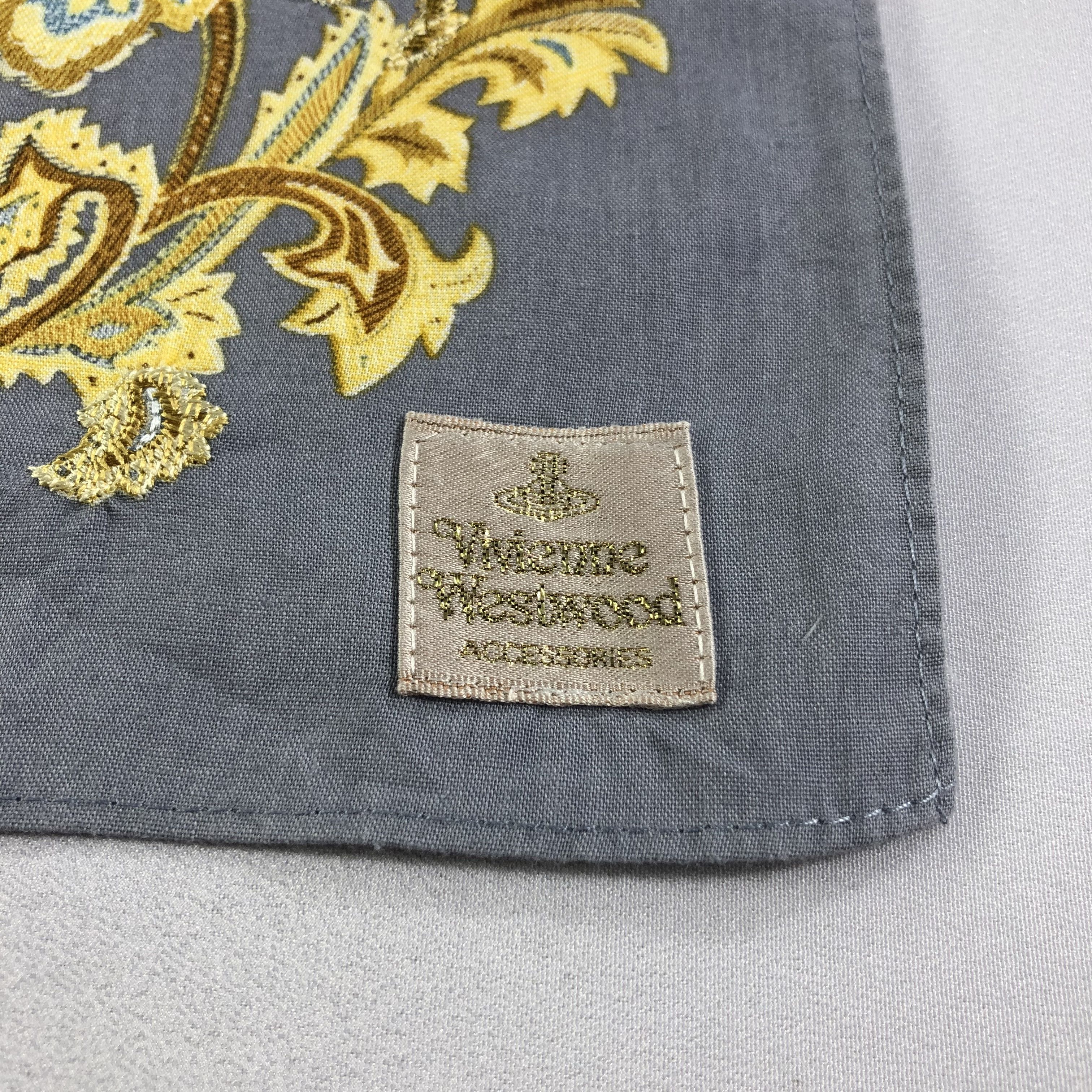 Vintage Vivienne Westwood Handkerchief Neckerchief Bandana H2009 Size ONE SIZE - 4 Thumbnail