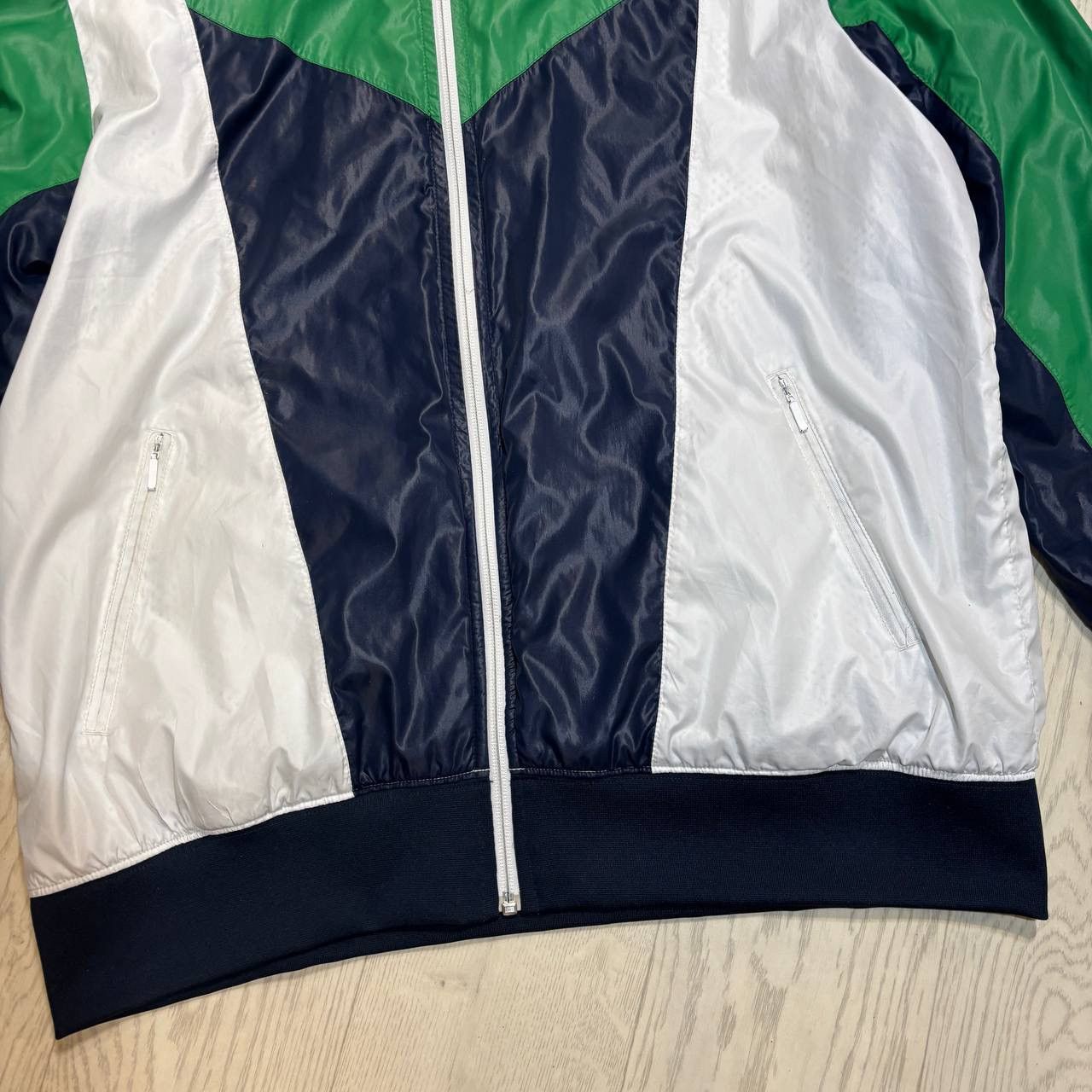 Nike Vintage Nike nylon jacket Size:L Size US L / EU 52-54 / 3 - 4 Thumbnail