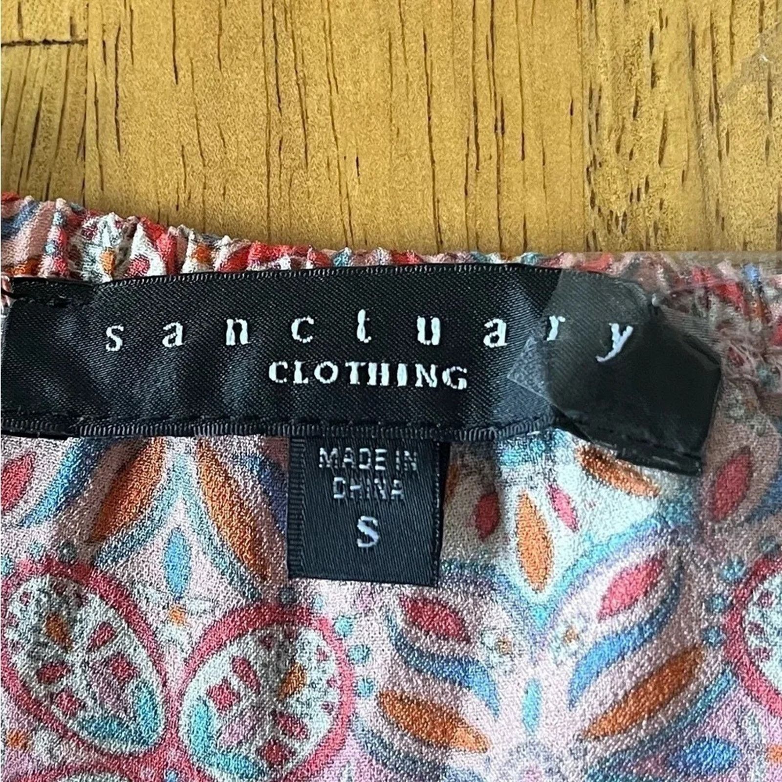 Sanctuary Sanctuary peasant style top 3/4 bell sleeves, size Small Size S / US 4 / IT 40 - 3 Thumbnail