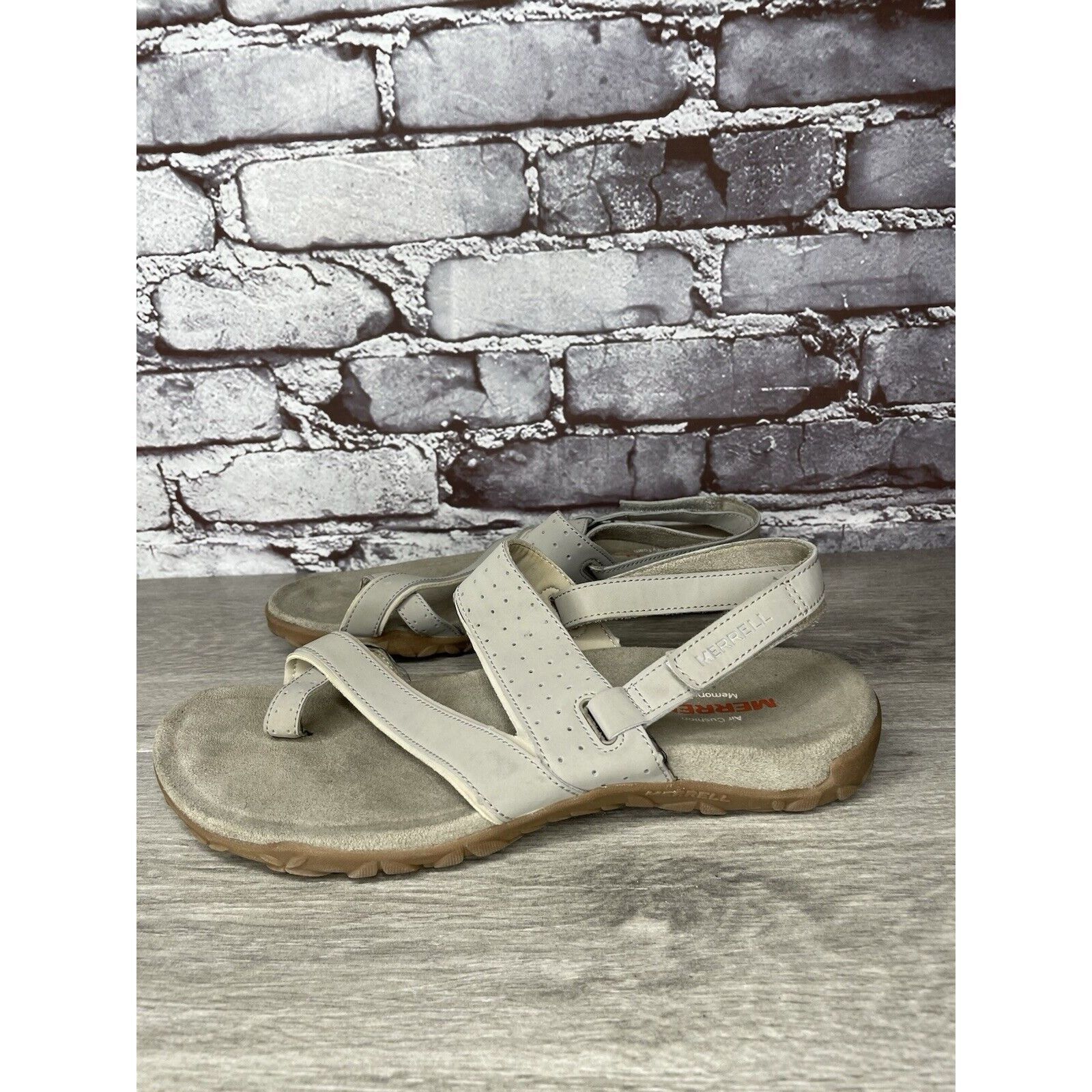 Merrell Merrell Aluminum Grey Suede Synthetic Toe Strap Foam Sandals Size US 9 / IT 39 - 17 Thumbnail