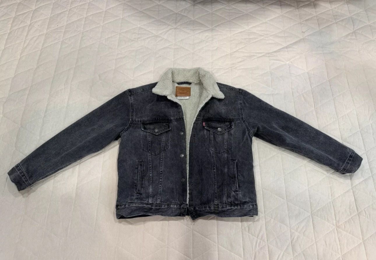 Levi's LEVI'S Black Stonewash SHERPA Denim Jacket Size Medium Size M / US 6-8 / IT 42-44 - 7 Thumbnail