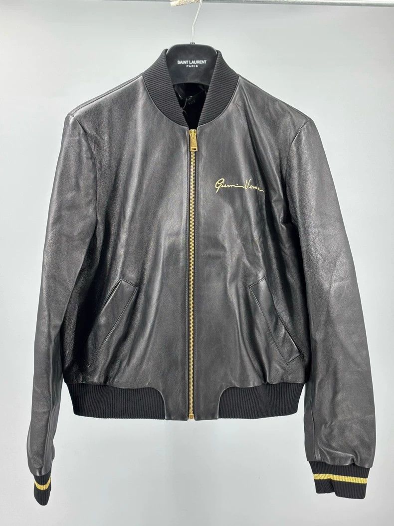 Versace Versace Sheepskin embroidered jacket coat Size M / US 6-8 / IT 42-44 - 1 Thumbnail