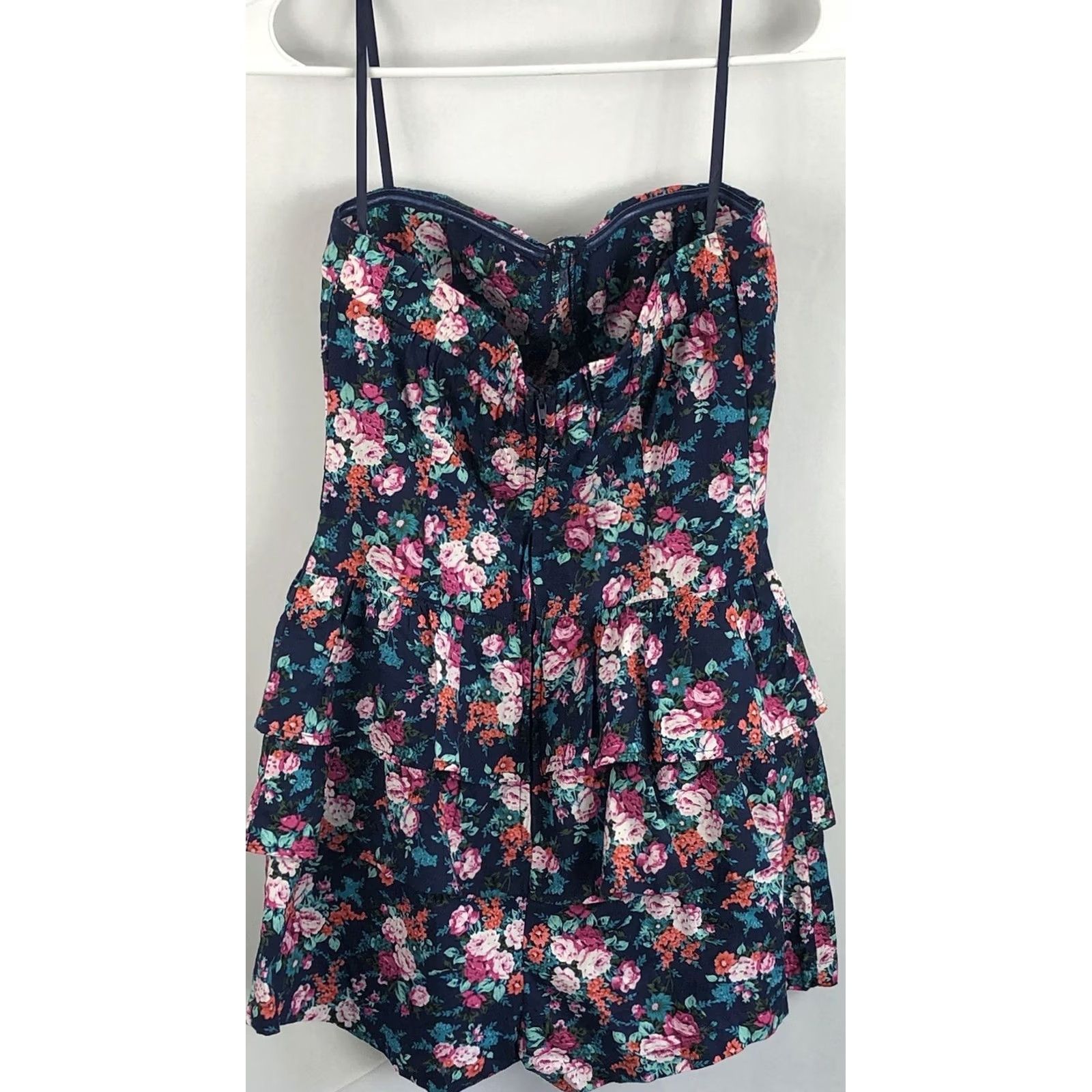 Vintage Love Culture NWT Boutique sweetheart romper S Blue Floral Tiered Ruffles Strappy 90s Y2K Womens Small Blue Floral 90s Y2K Romper Size 28" / US 6 / IT 42 - 2 Thumbnail