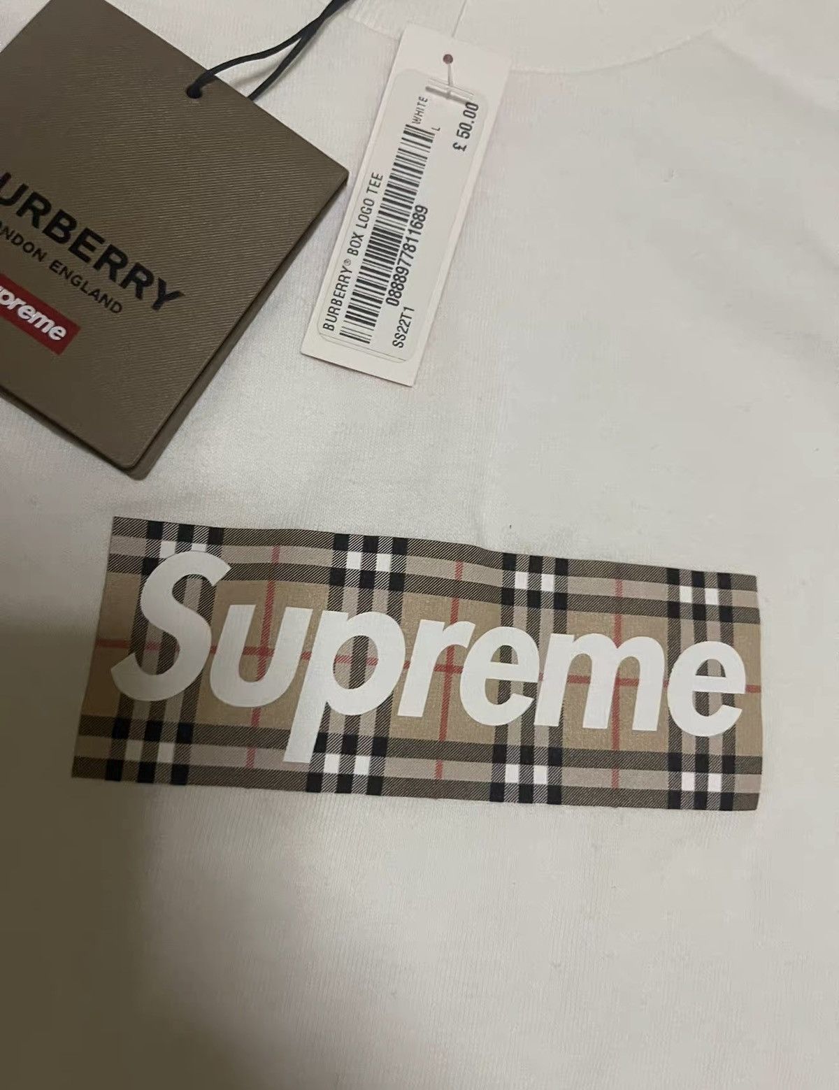 Burberry × Supreme Supreme Burberry white box logo tee T-shirt Size US L / EU 52-54 / 3 - 2 Thumbnail
