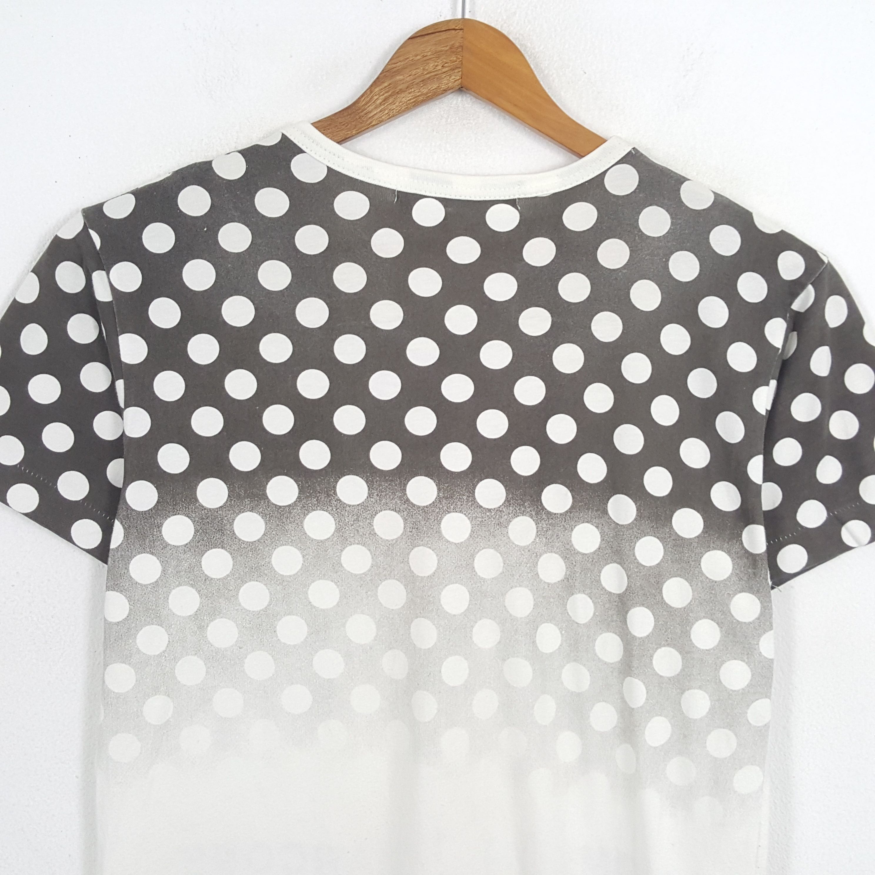 Comme des Garcons PLAY × Japanese Brand × Vintage Vintage COMME des GARÇONS PLAY Japanese Brand T-Shirts Size US M / EU 48-50 / 2 - 4 Thumbnail