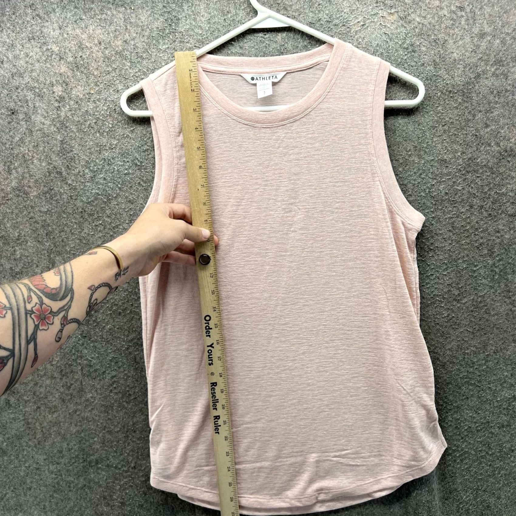Athleta Athleta Breezy Tank Top Womens S Pink Lightweight Sleeveless Yoga Athletic Tank Top Crew Neck Shirt Size S / US 4 / IT 40 - 4 Thumbnail