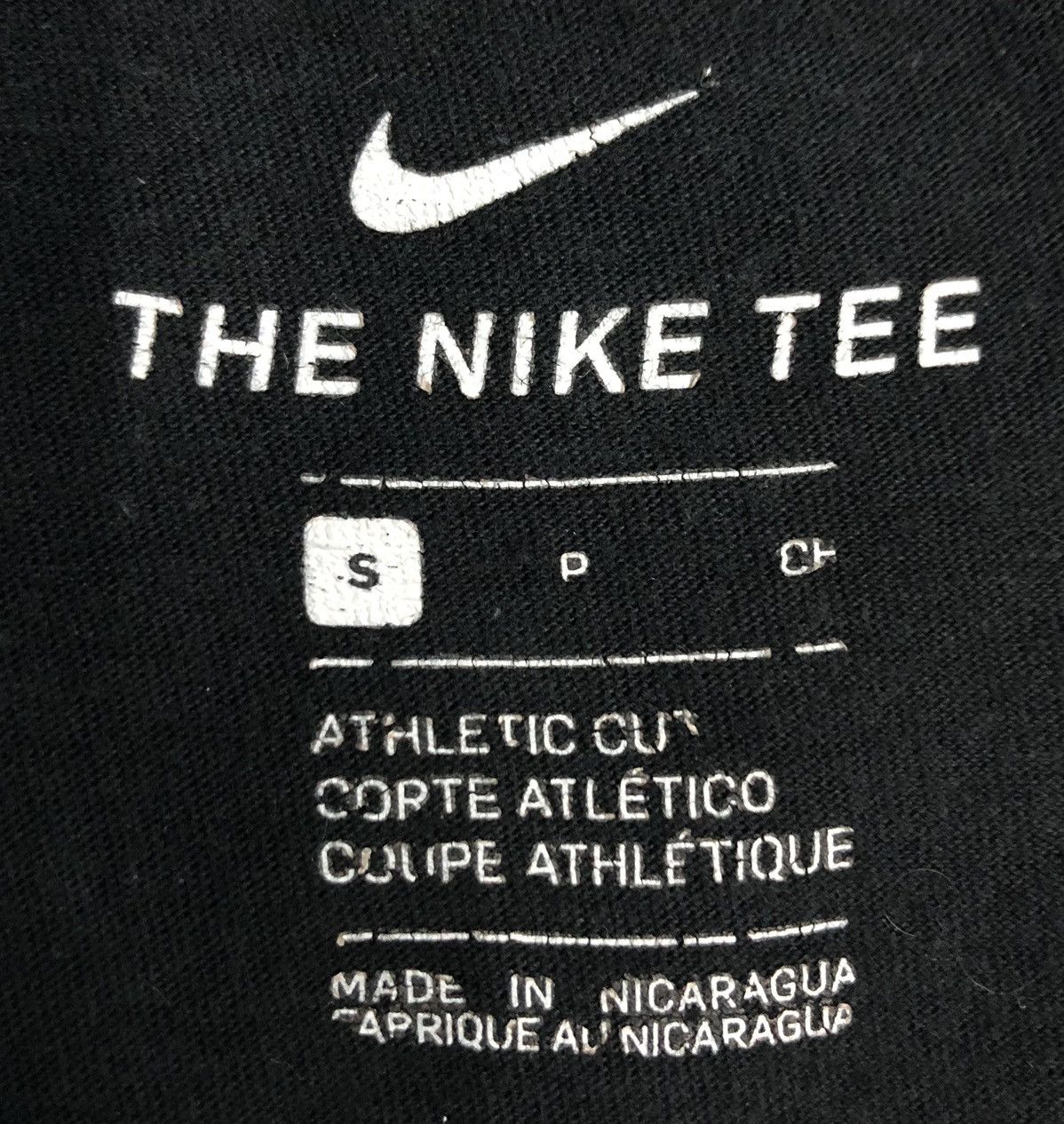 Nike Nike 2018 Back 2 Back Champion Golden State Warriors T-Shirt Size US S / EU 44-46 / 1 - 8 Thumbnail