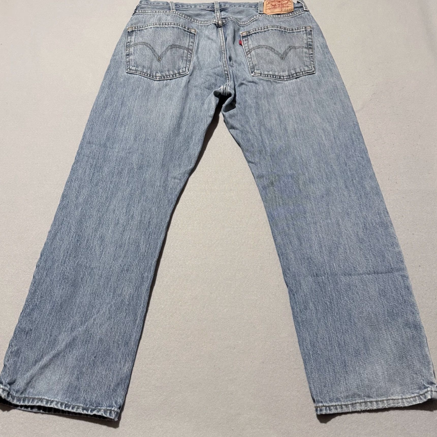 Levi's Levi's 501 Jeans Men's Blue Denim Mid Rise Classic Pockets - 38x30 Straight Vintage? Size US 38 / EU 54 - 2 Thumbnail