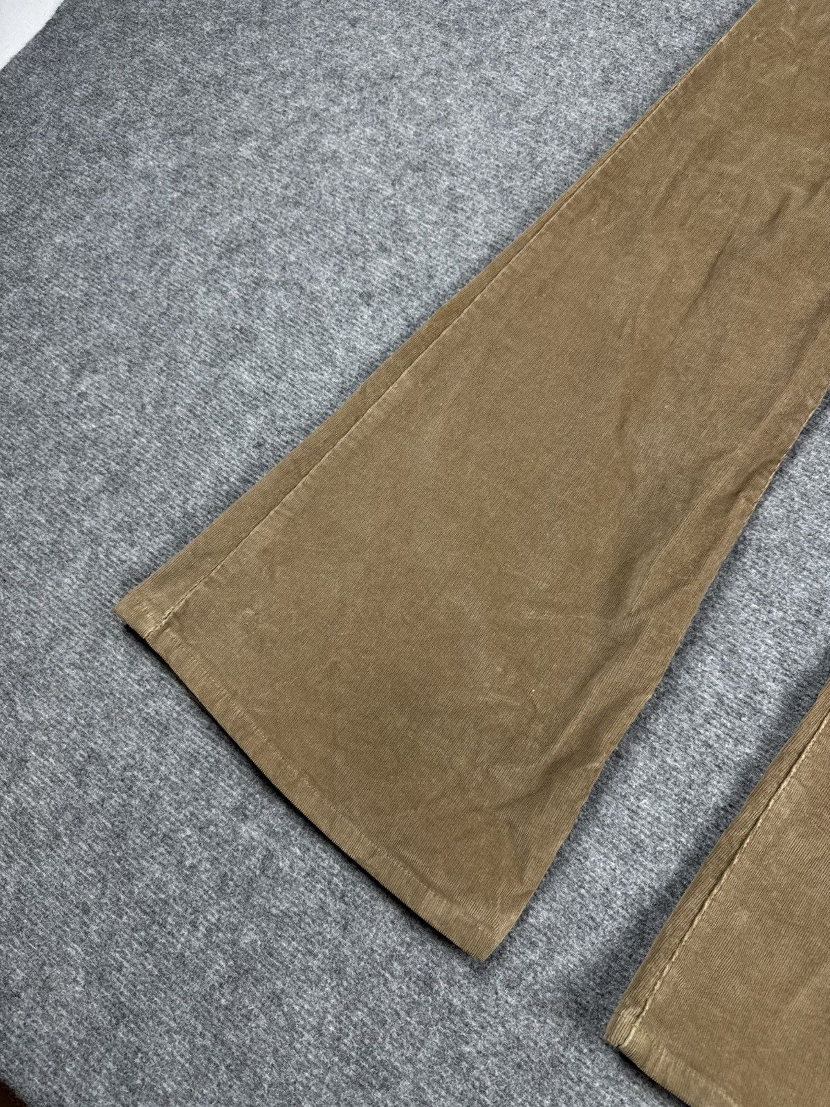 Vintage Vintage corduroy flared pants Size 28" / US 6 / IT 42 - 3 Thumbnail