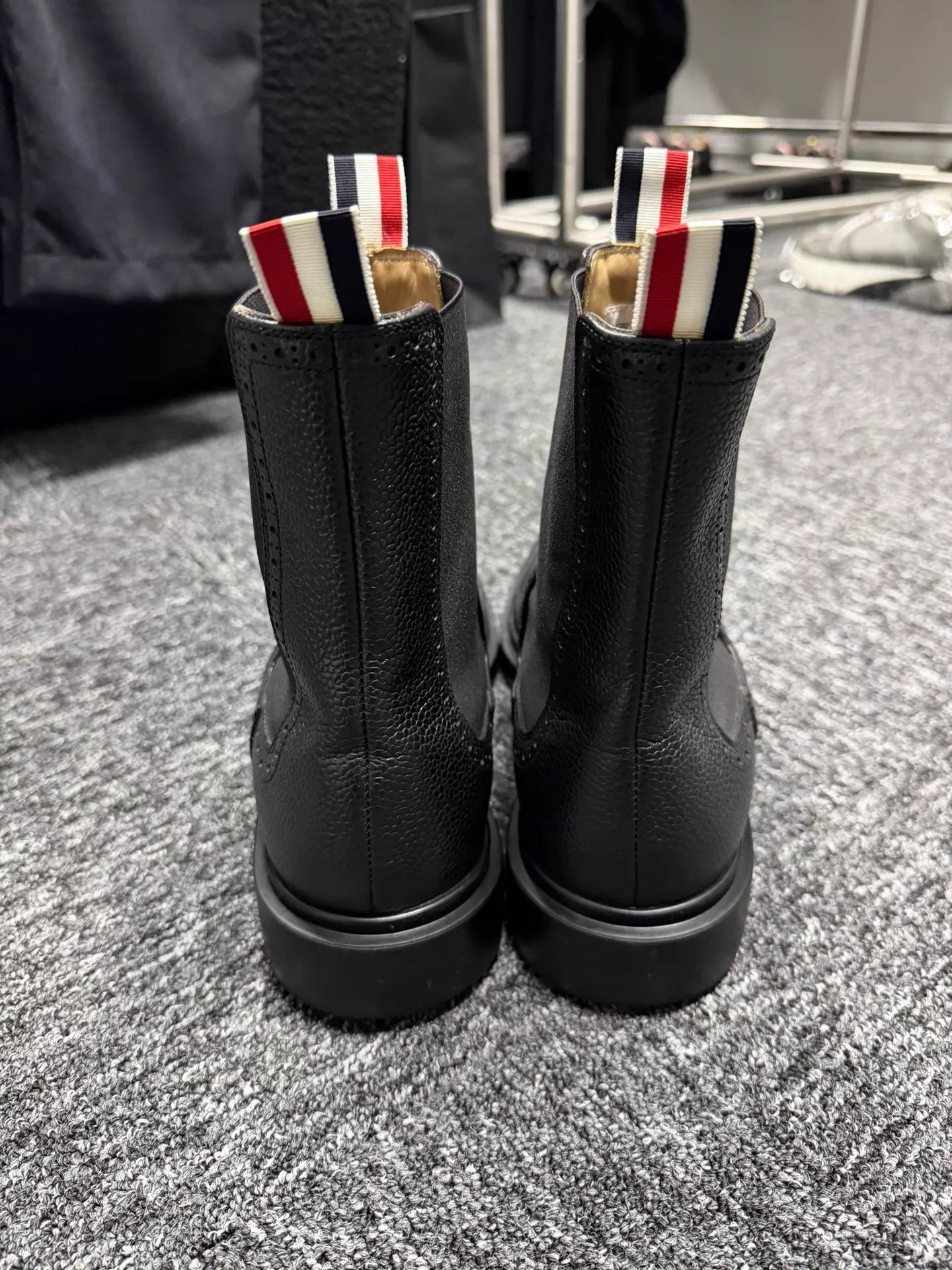 Thom Browne Thom Browne Men's Classic Brogue Chelsea Boot Black Size US 10 / EU 43 - 3 Thumbnail