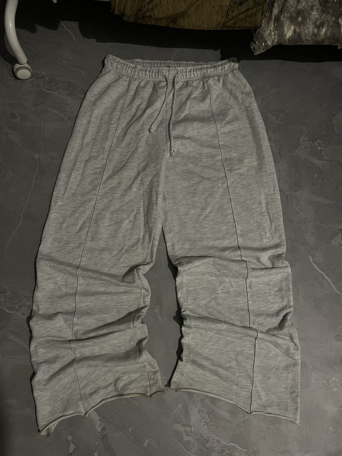 Japanese Brand Japanese Streetwear Sweatpants / Faded Leg Number Nine Style Size US 34 / EU 50 - 3 Thumbnail