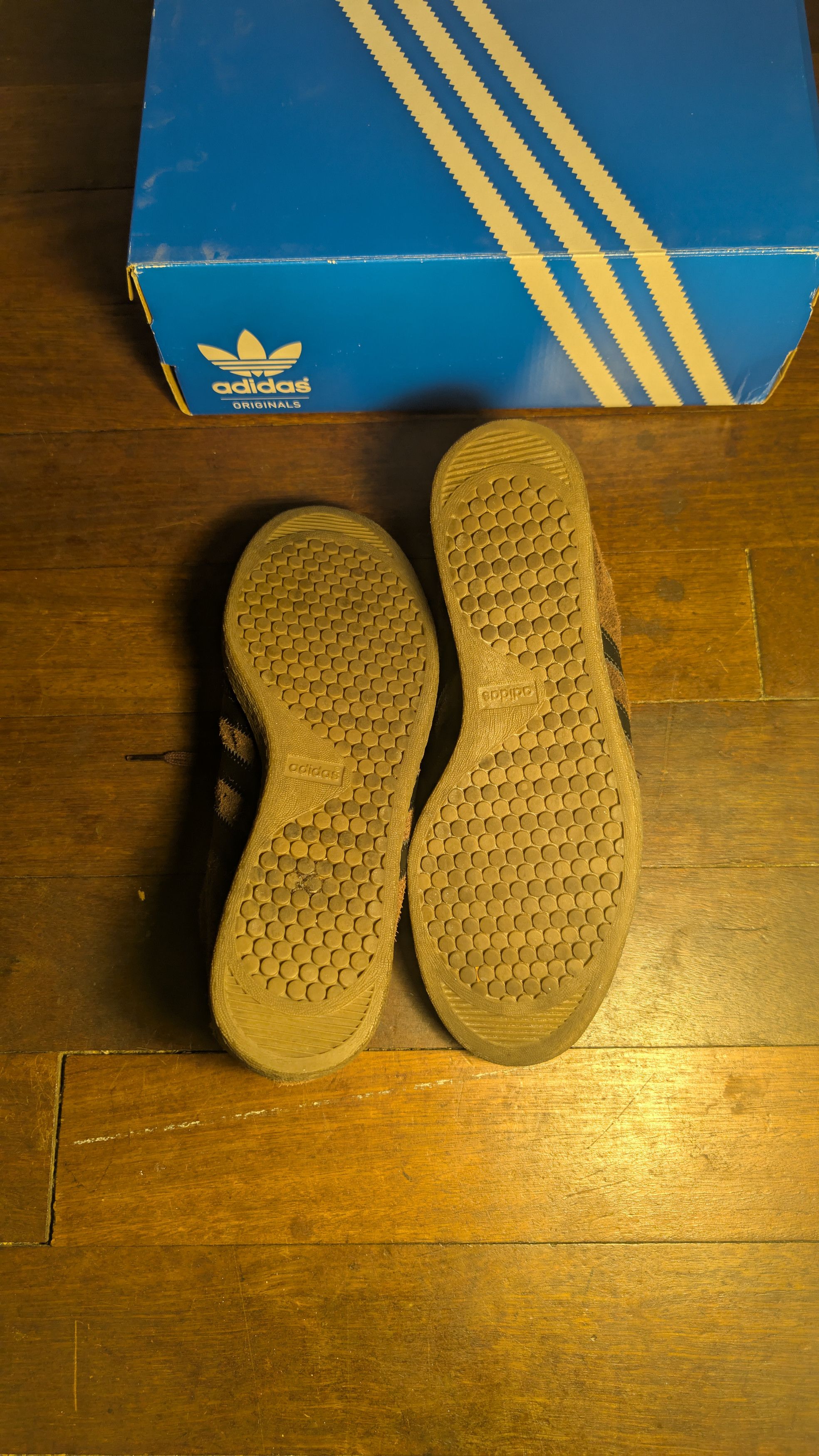 Adidas 2021 Tobacco 'Red Night' Rare Trainers UK 8 Size US 8.5 / EU 41-42 - 5 Thumbnail