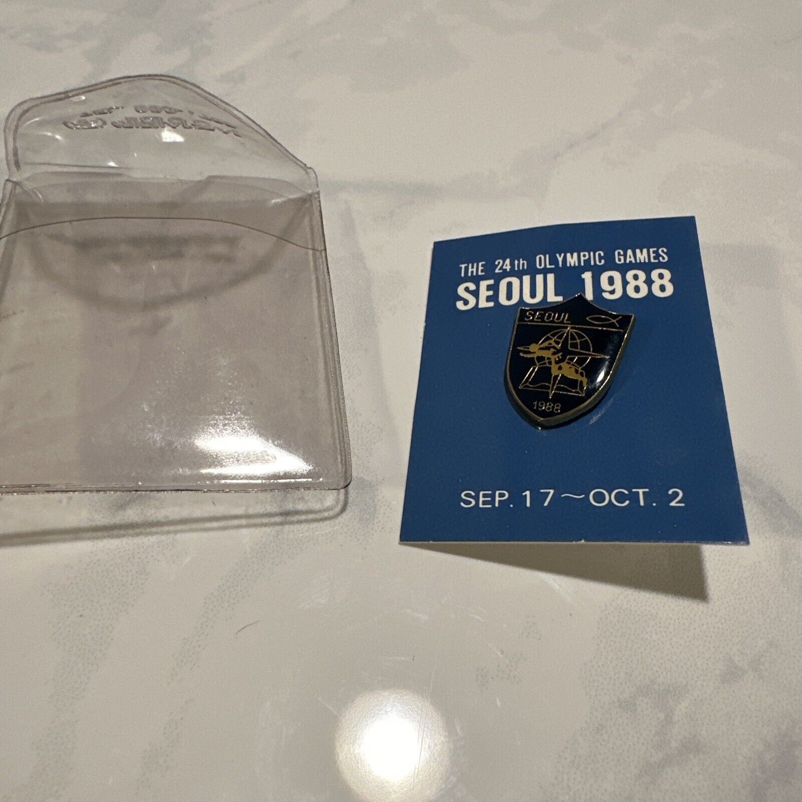 Vintage The 24th Olympic Games Seoul 1988 lapel Brooch Hat Coat Pin Size ONE SIZE - 3 Thumbnail