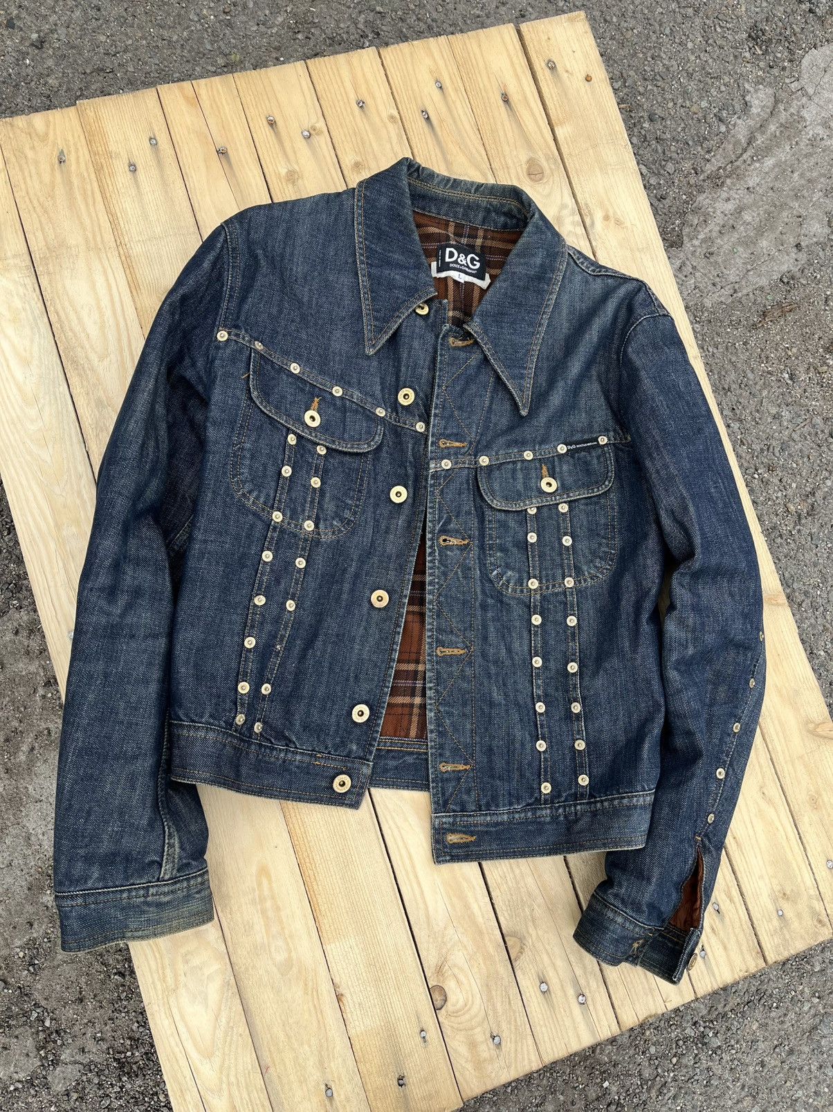 Dolce & Gabbana × Vintage VINTAGE DOLCE QUILTED RIVET DENIM JACKET Size US L / EU 52-54 / 3 - 1 Thumbnail