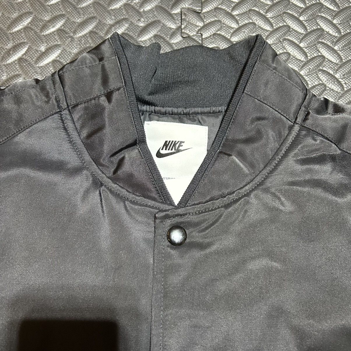 Nike Nike Air Varsity Bomber Jacket Oversz Mens XL HJ0301-010 NEW Size US XL / EU 56 / 4 - 5 Thumbnail