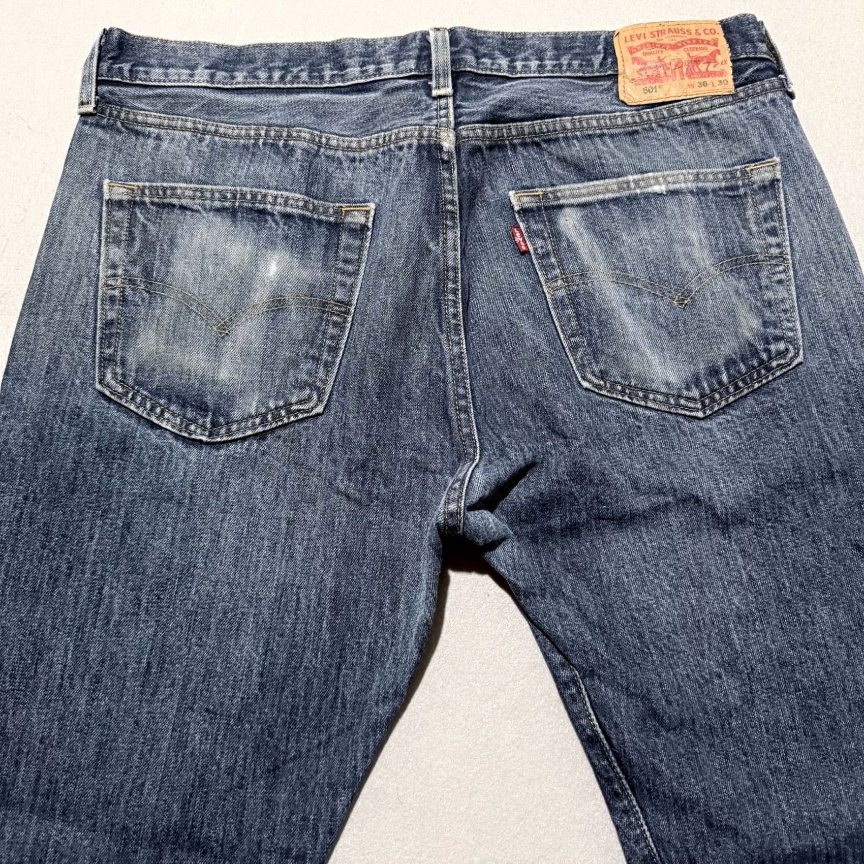 Levi's Levi's 501 Original Jeans Men Blue Denim Straight Fit 36X30 Distressed Y2K Jeans Size US 36 / EU 52 - 4 Thumbnail