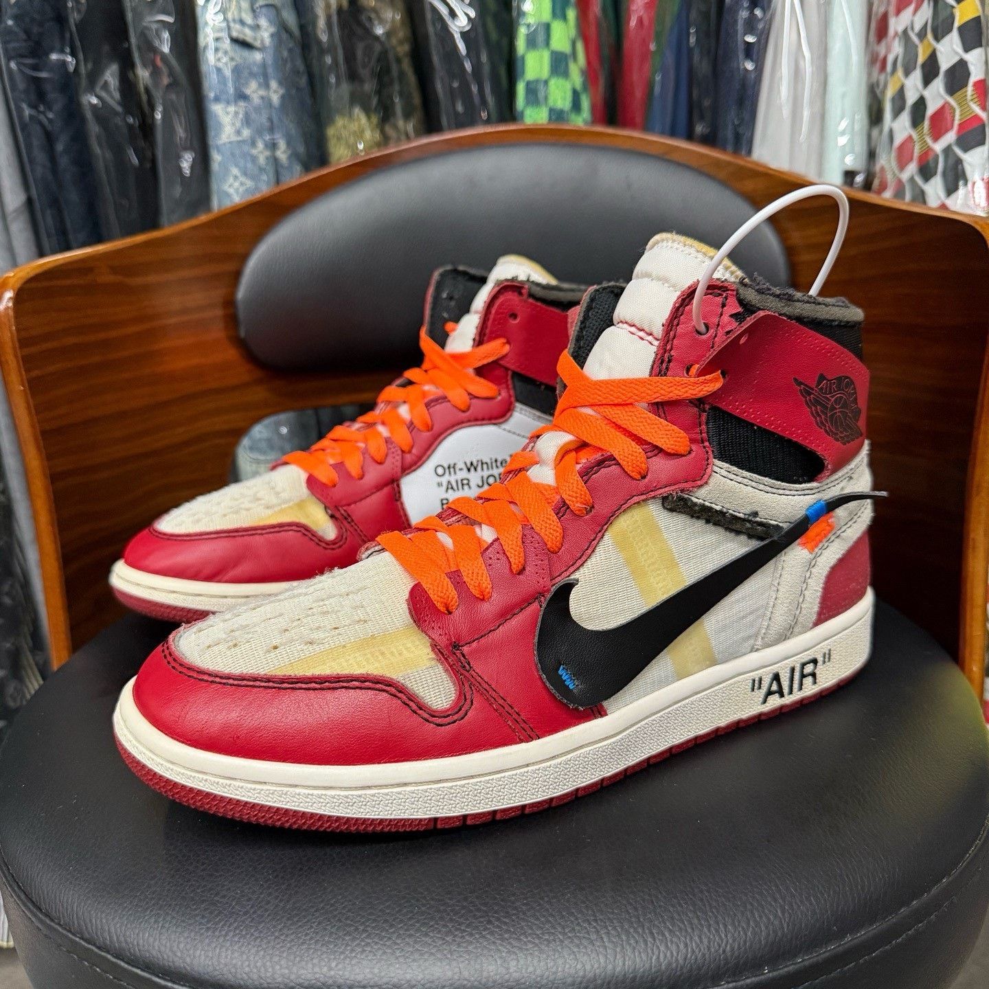 Nike Nike AJ1 Red Lowtop Sneakers 42 Men Size US 9 / EU 42 - 1 Thumbnail
