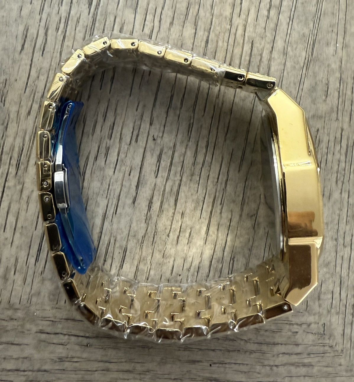 Other Gold Tone Stylish Watch (Unisex) Size ONE SIZE - 3 Thumbnail