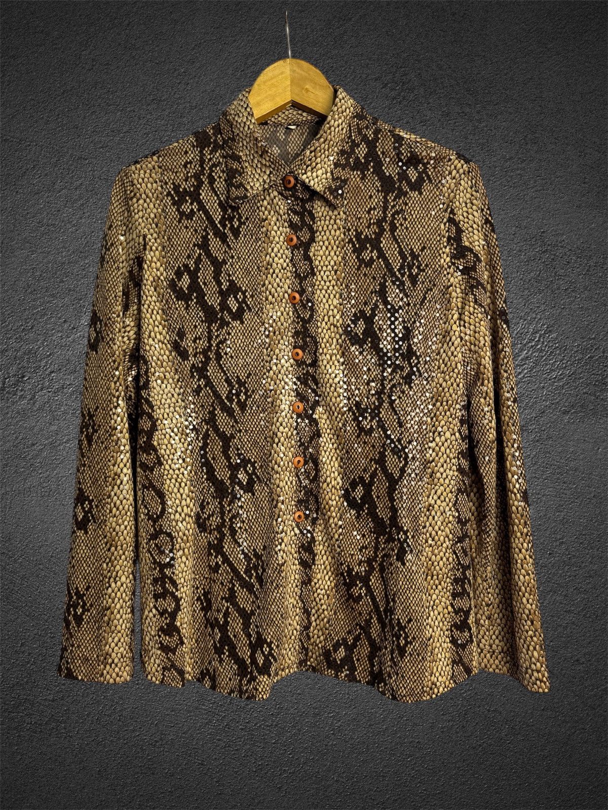 If Six Was Nine × Japanese Brand × Vintage Snake Pyhton Skin Button Shirt Unknow Size US M / EU 48-50 / 2 - 1 Thumbnail