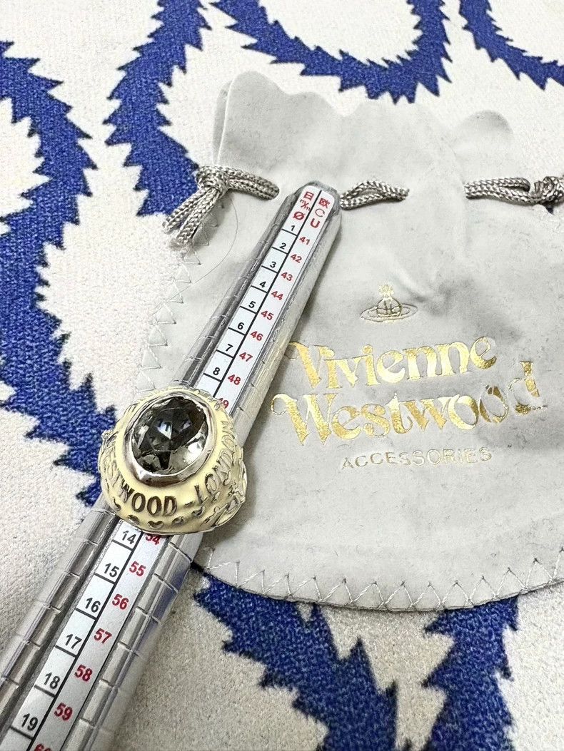 Vivienne Westwood Mint green gem white enamel ring colle