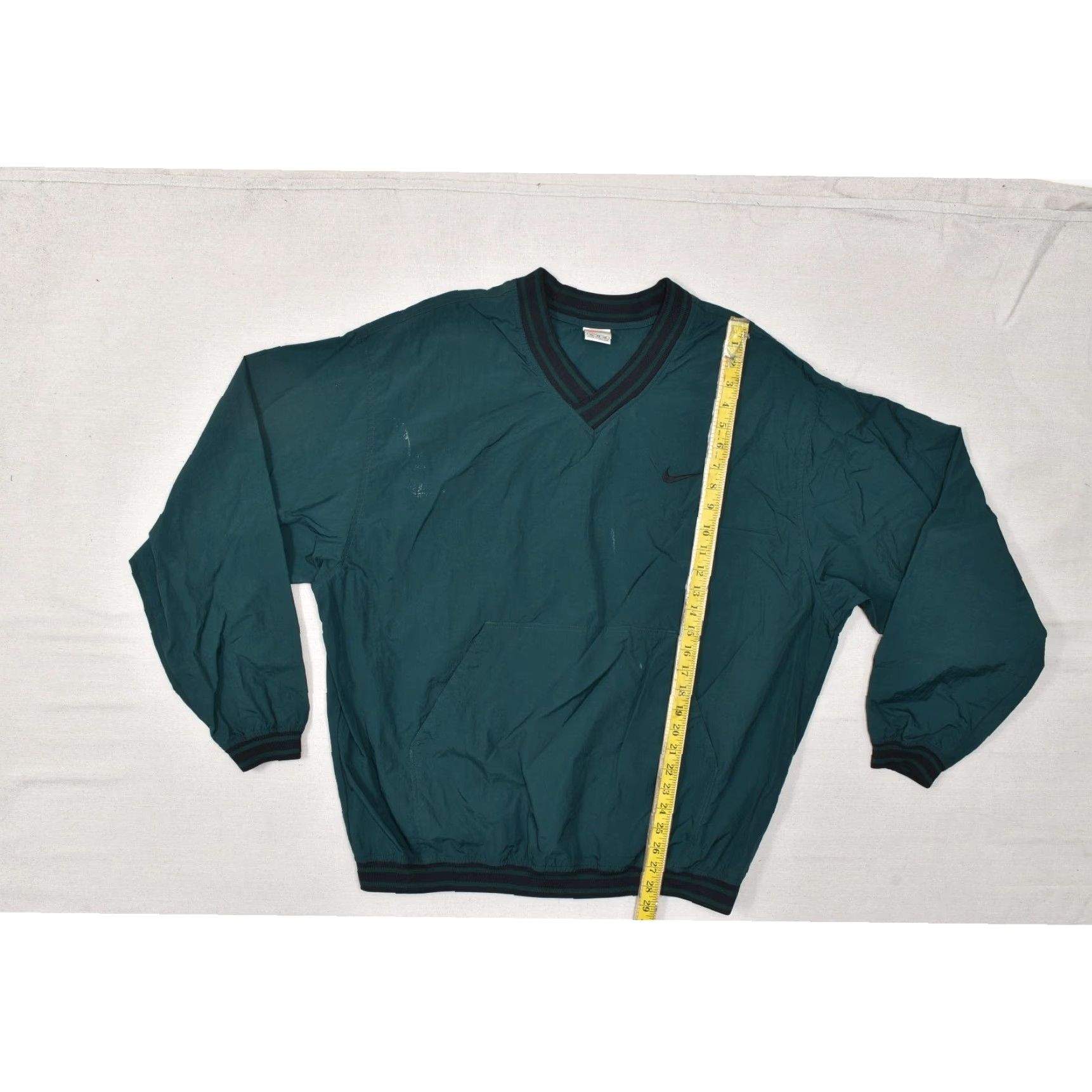 Nike VINTAGE Nike Windbreaker Jacket V-Neck Pullover Green XL Men Retro Style Windbreaker Oversized Size US XL / EU 56 / 4 - 3 Thumbnail