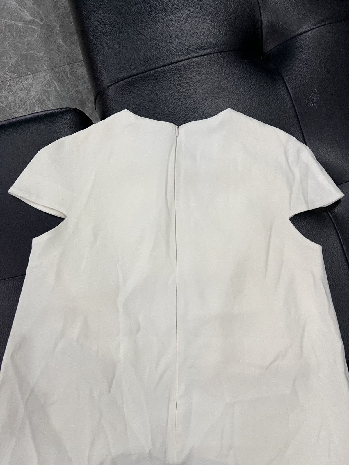 Alexander McQueen Alexander McQueen Asymmetric Ruffle Hem Top Size S / US 4 / IT 40 - 6 Thumbnail