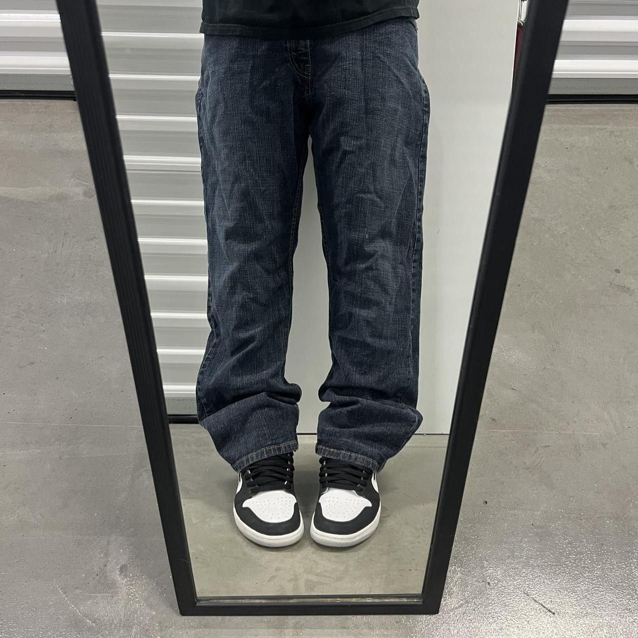 Levi's Vintage Y2K/2000s Dark wash Levis Straight Leg skater Jeans! Size US 38 / EU 54 - 1 Thumbnail