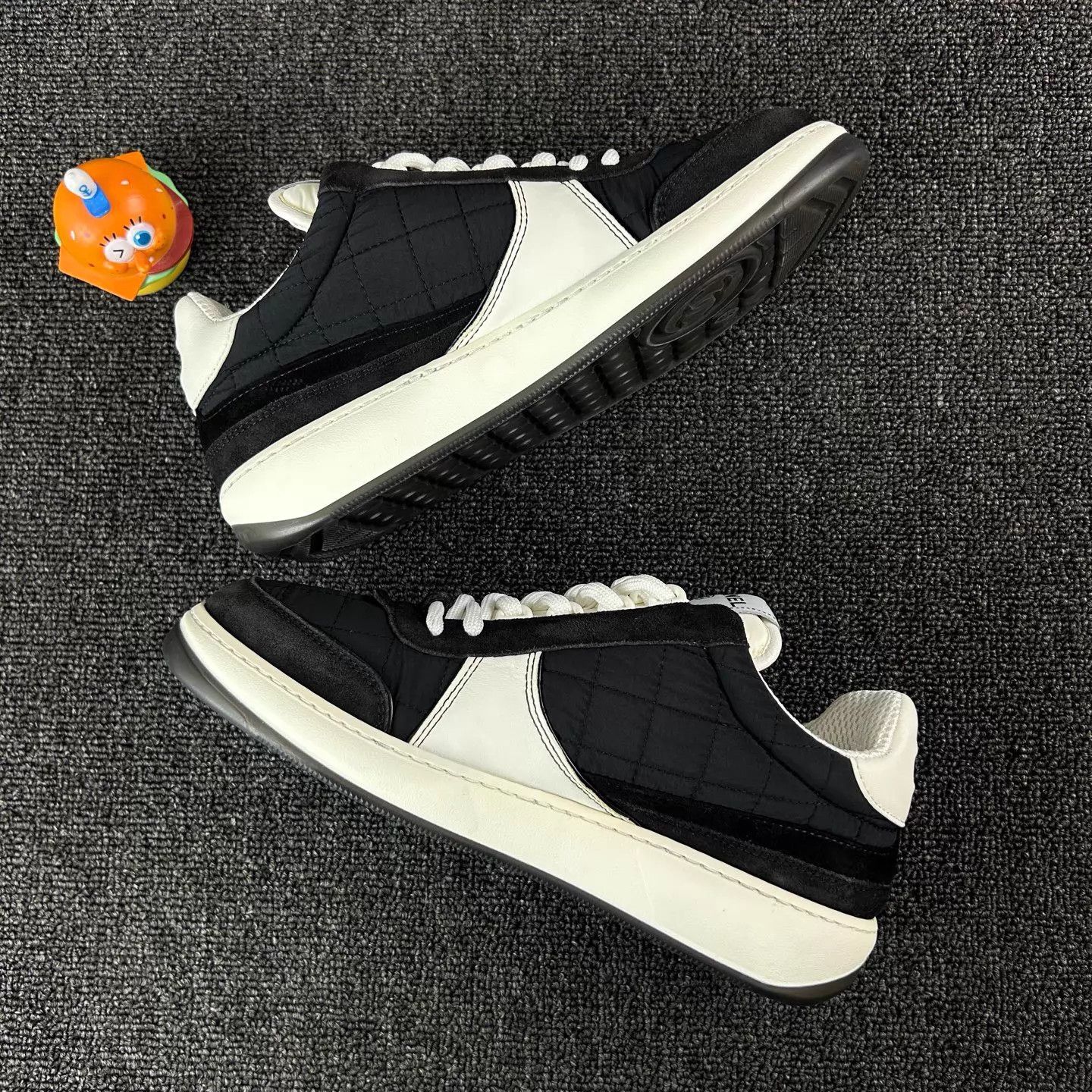 Chanel Chanel Black Suede CC Logo Sneakers 37 Size US 6.5 / IT 36.5 - 3 Thumbnail