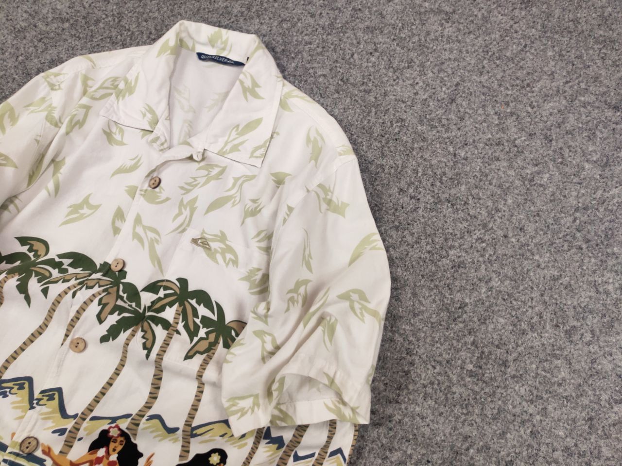 Quiksilver Vintage Quiksilver hawaiian Art Light Cotton Blend Shirt Size US M / EU 48-50 / 2 - 4 Thumbnail
