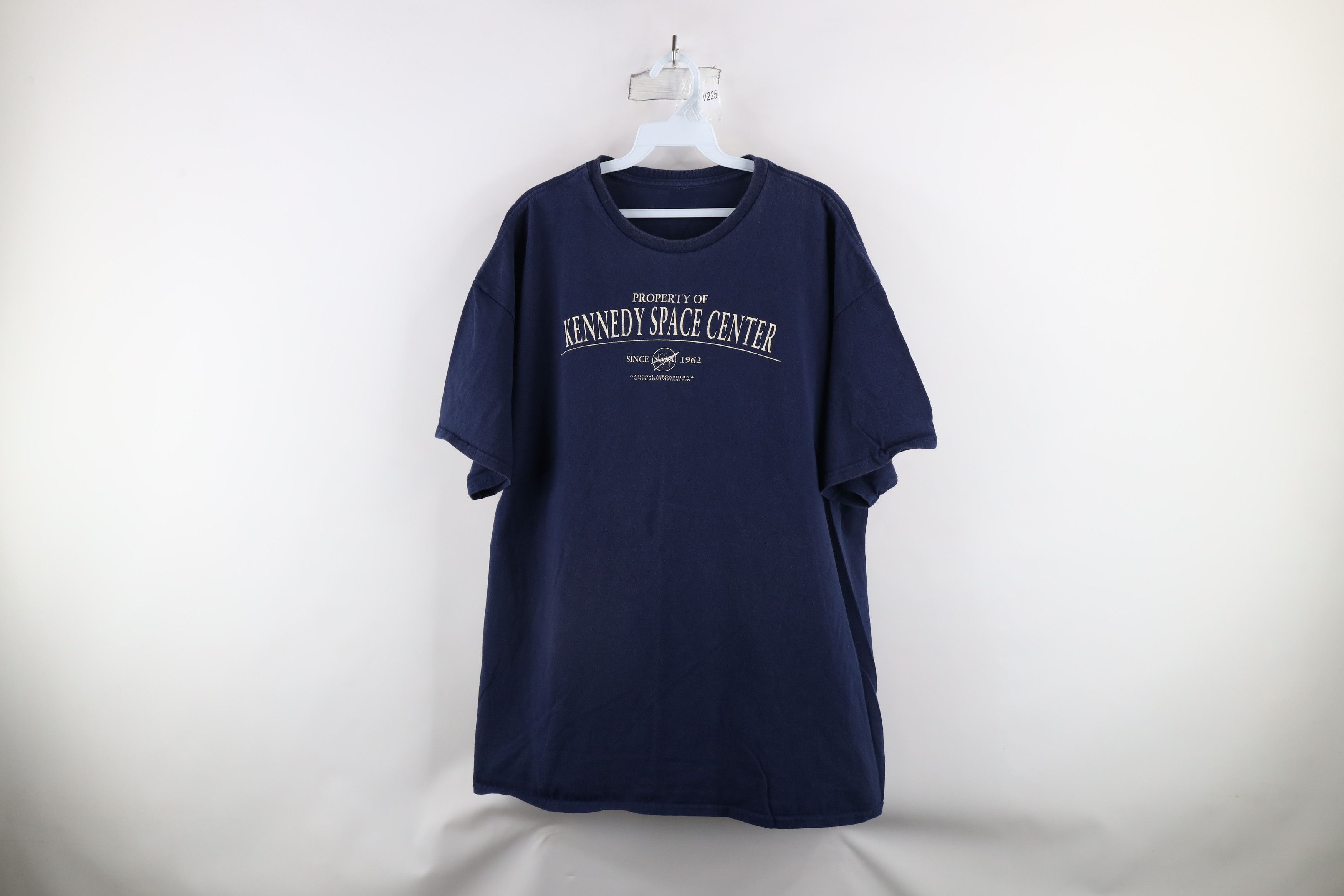 Vintage Vintage Streetwear Out NASA Kennedy Space Center T-Shirt Size US XXL / EU 58 / 5 - 1 Thumbnail