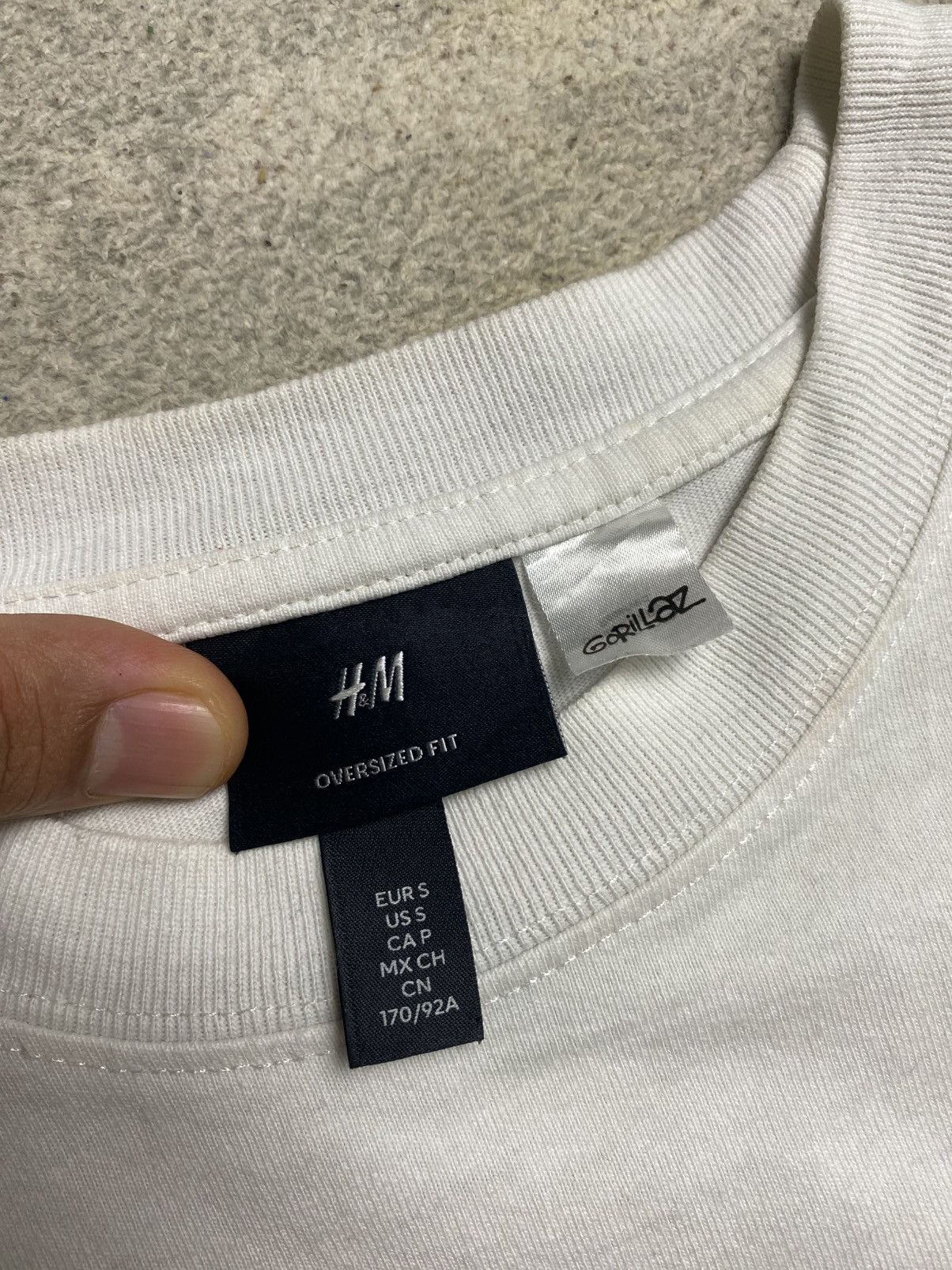 H&M H/M x Gorillaz Copyright 2022 White Tshirt Size US L / EU 52-54 / 3 - 3 Thumbnail