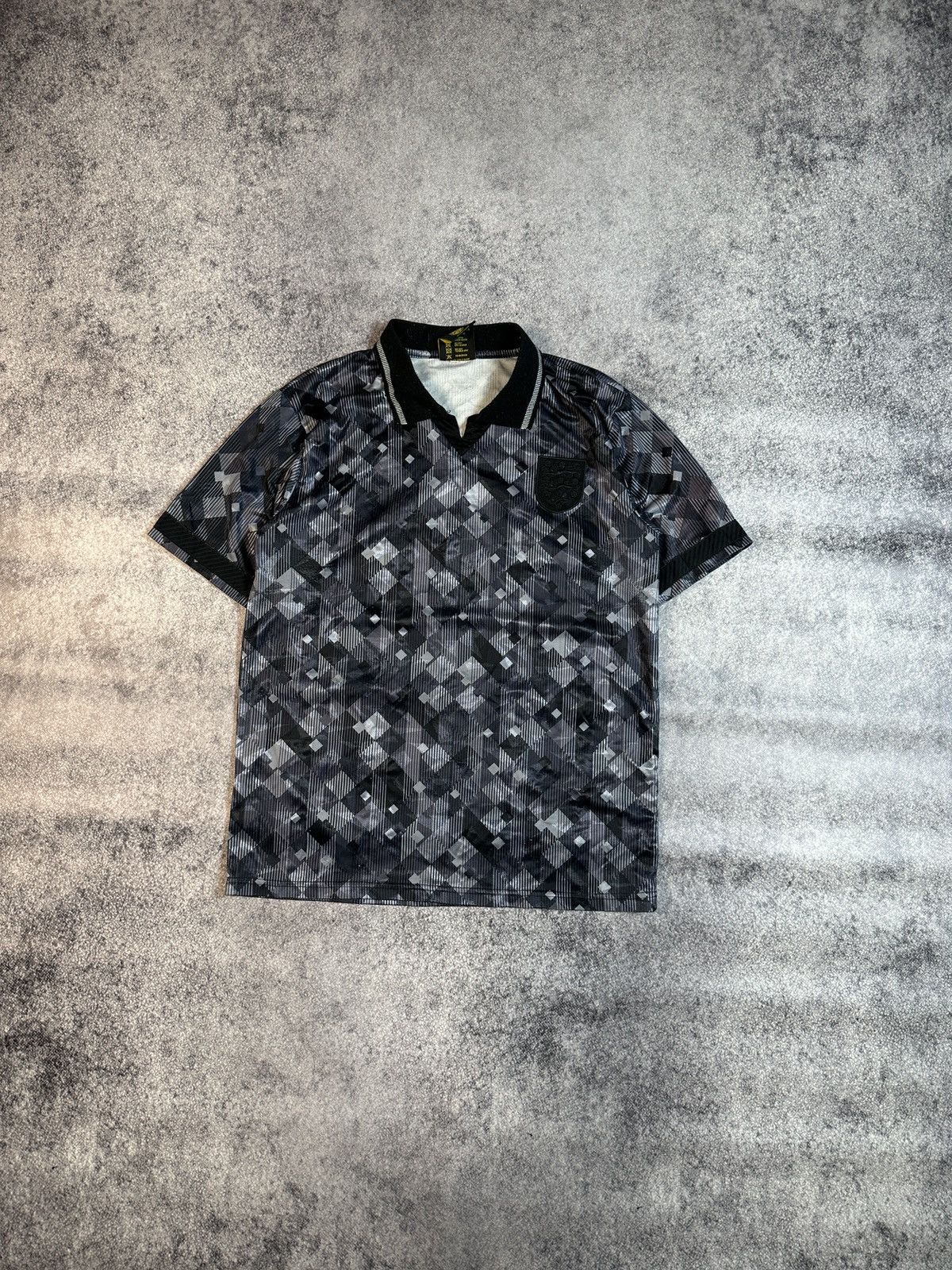 Vintage Vintage Retro score draw Engalnd Rare Soccer Jersey Casual Size US M / EU 48-50 / 2 - 1 Thumbnail
