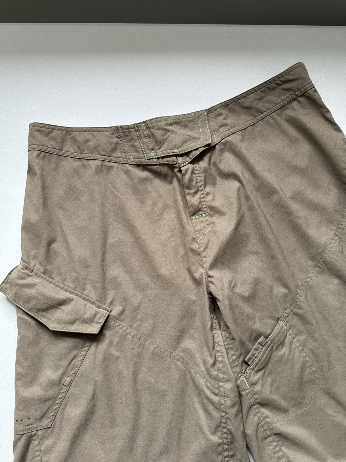 Nike × Nike ACG Vintage Y2k Nike Acg Cargo Shorts Size US 38 / EU 54 - 11 Thumbnail