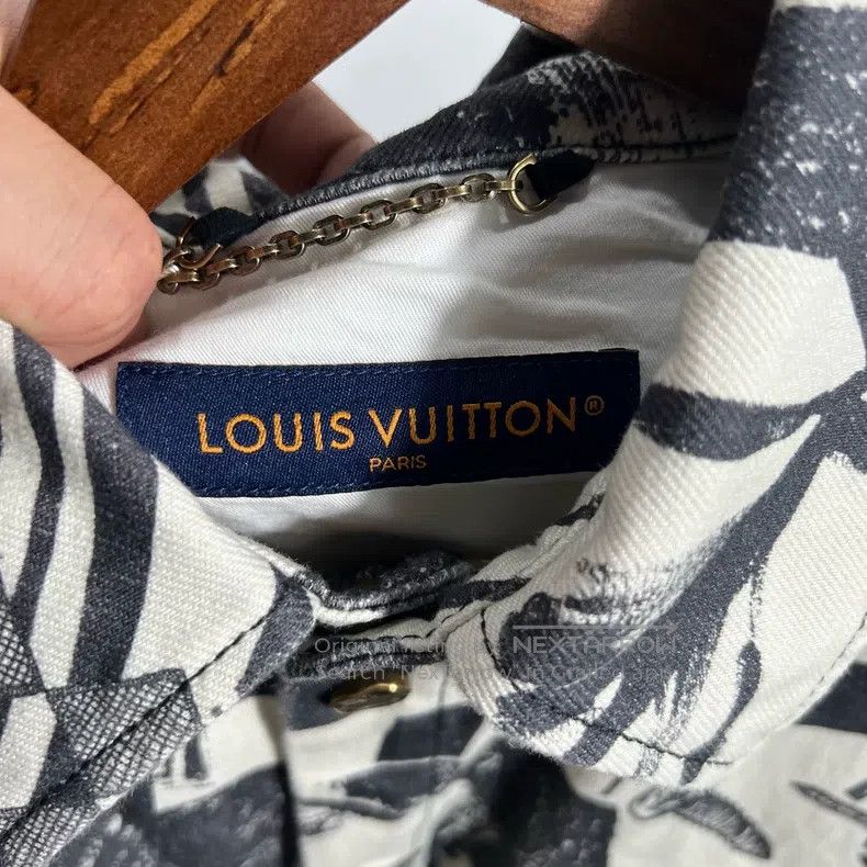 Louis Vuitton Louis Vuitton Graffiti cartoon denim short sleeve jacket Size US S / EU 44-46 / 1 - 3 Thumbnail