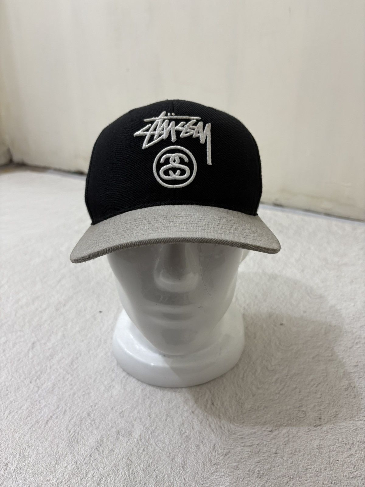 Stussy Stussy embroidery logo snapback Size ONE SIZE - 1 Thumbnail