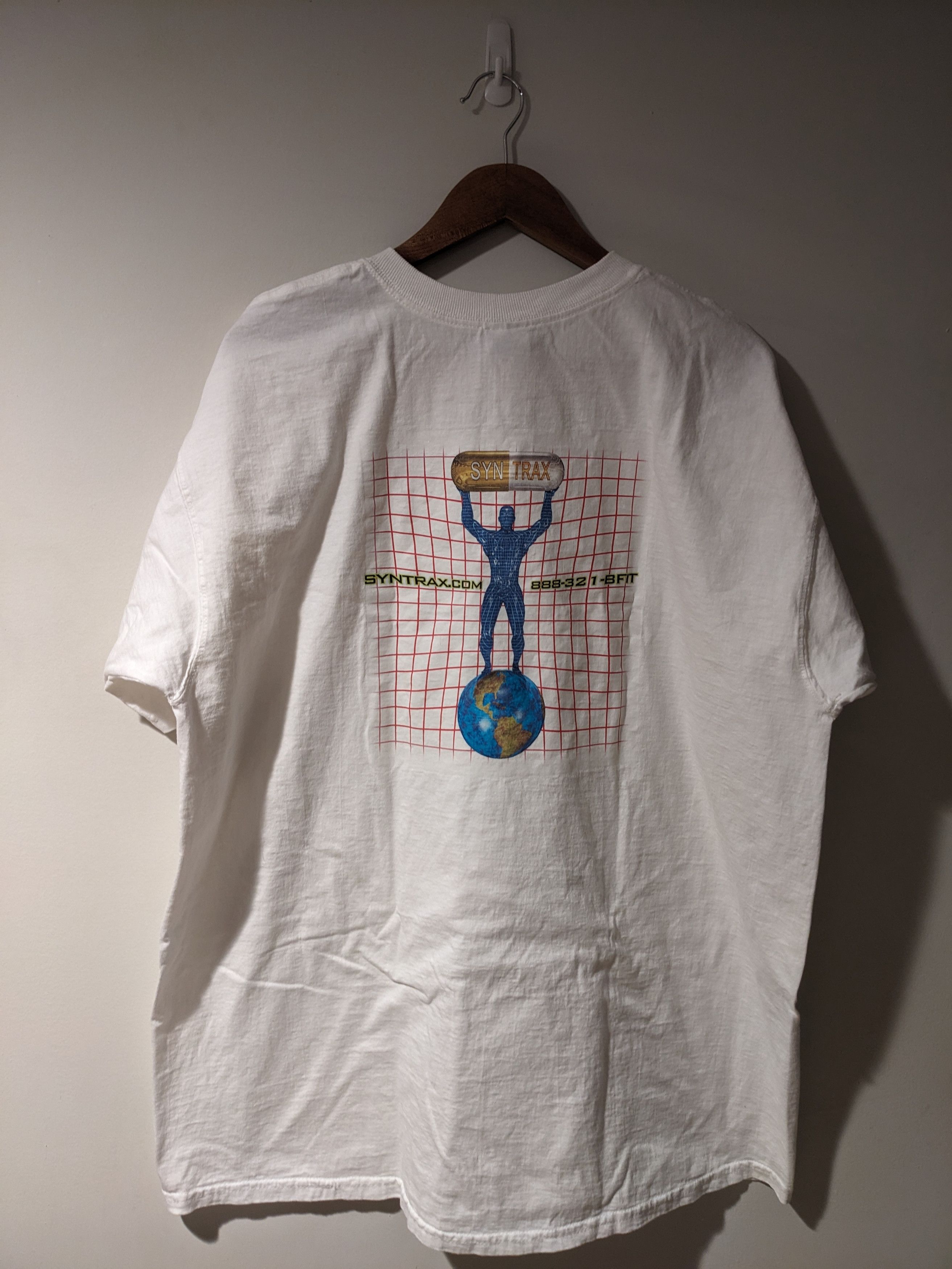 Fruit Of The Loom × Vintage Vintage Y2K Syntrax Nutrition Protein Pill XX-Large T-Shirt Size US XXL / EU 58 / 5 - 1 Thumbnail
