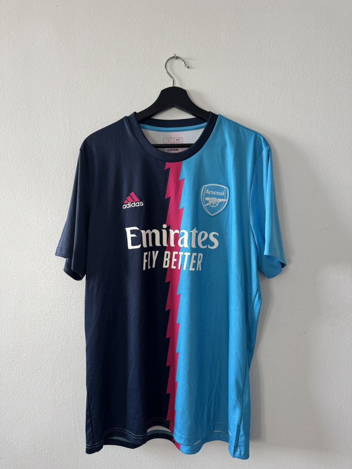 Adidas 2022-2023 Arsenal Training top Size US L / EU 52-54 / 3 - 1 Thumbnail