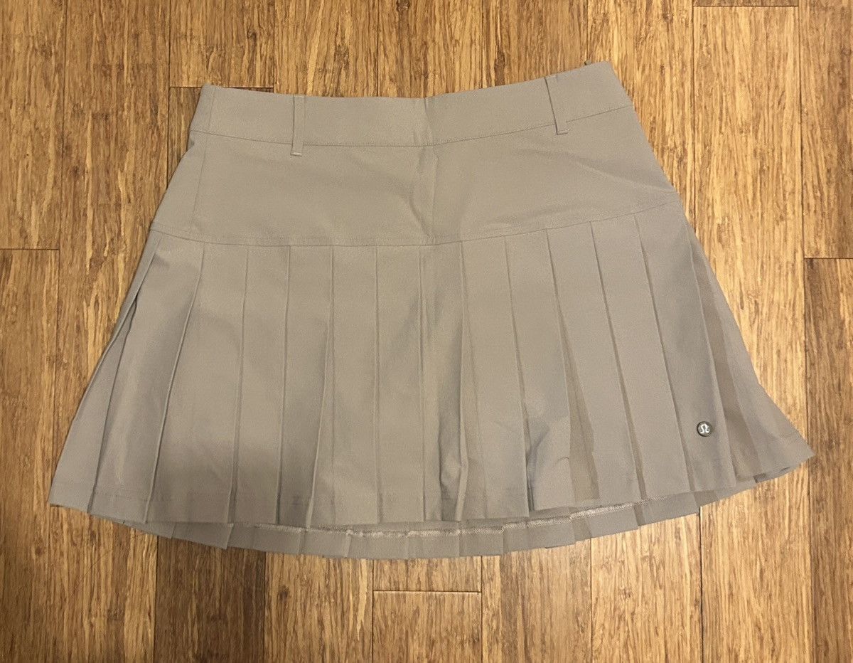 Lululemon Lululemon Drop-Waist Pleated High-Rise Golf Skirt size 29 Size 29" - 5 Thumbnail