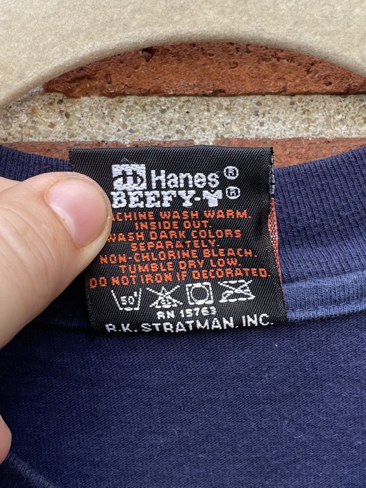 Harley Davidson 90s Harley Davidson Iron Block HD Adams Center NY T Shirt Size US L / EU 52-54 / 3 - 3 Thumbnail
