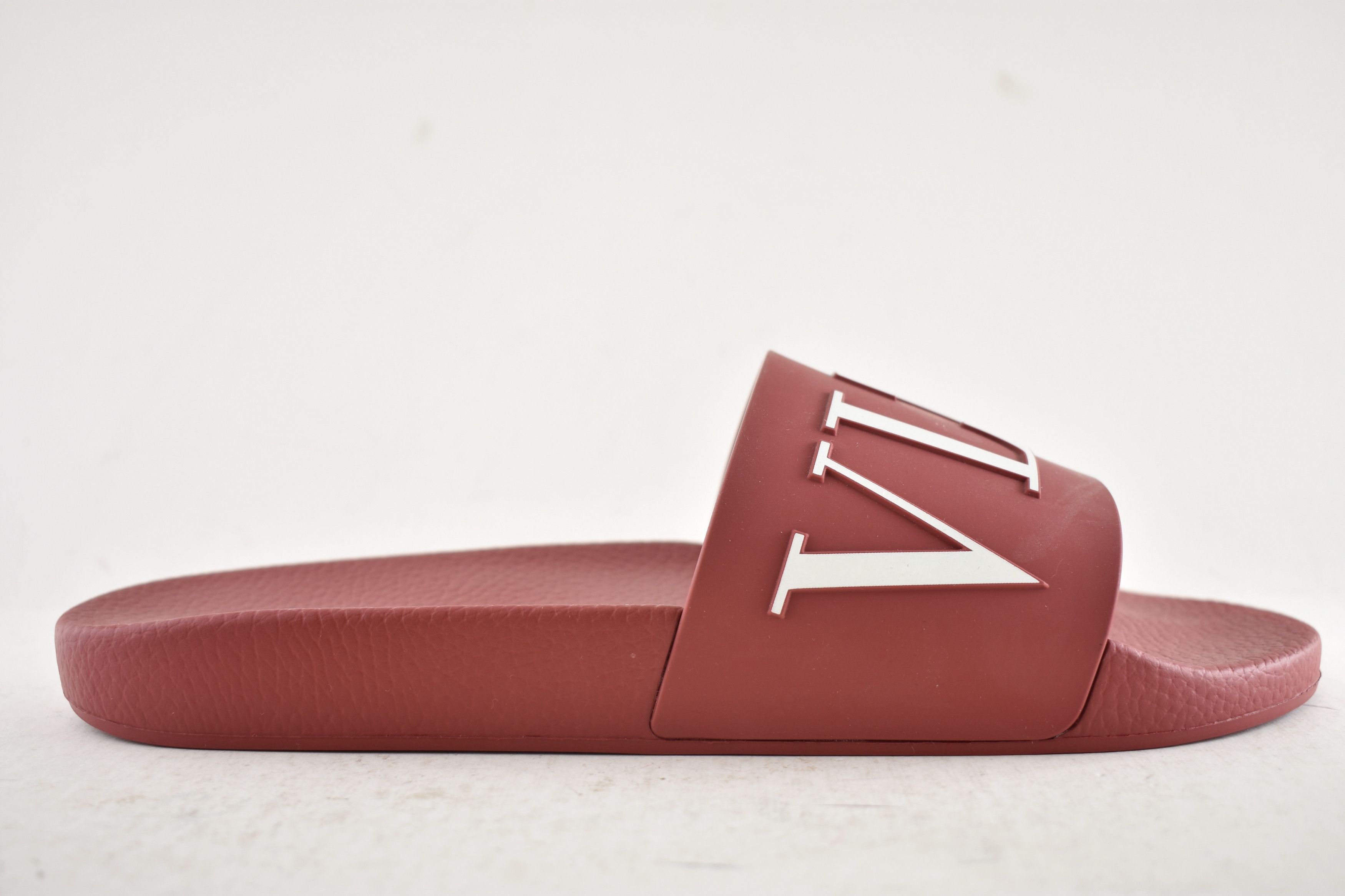 Valentino Garavani VLTN White Logo Rubber Pool Slide Sandal Flip 44 11 Size US 11 / EU 44 - 2 Thumbnail