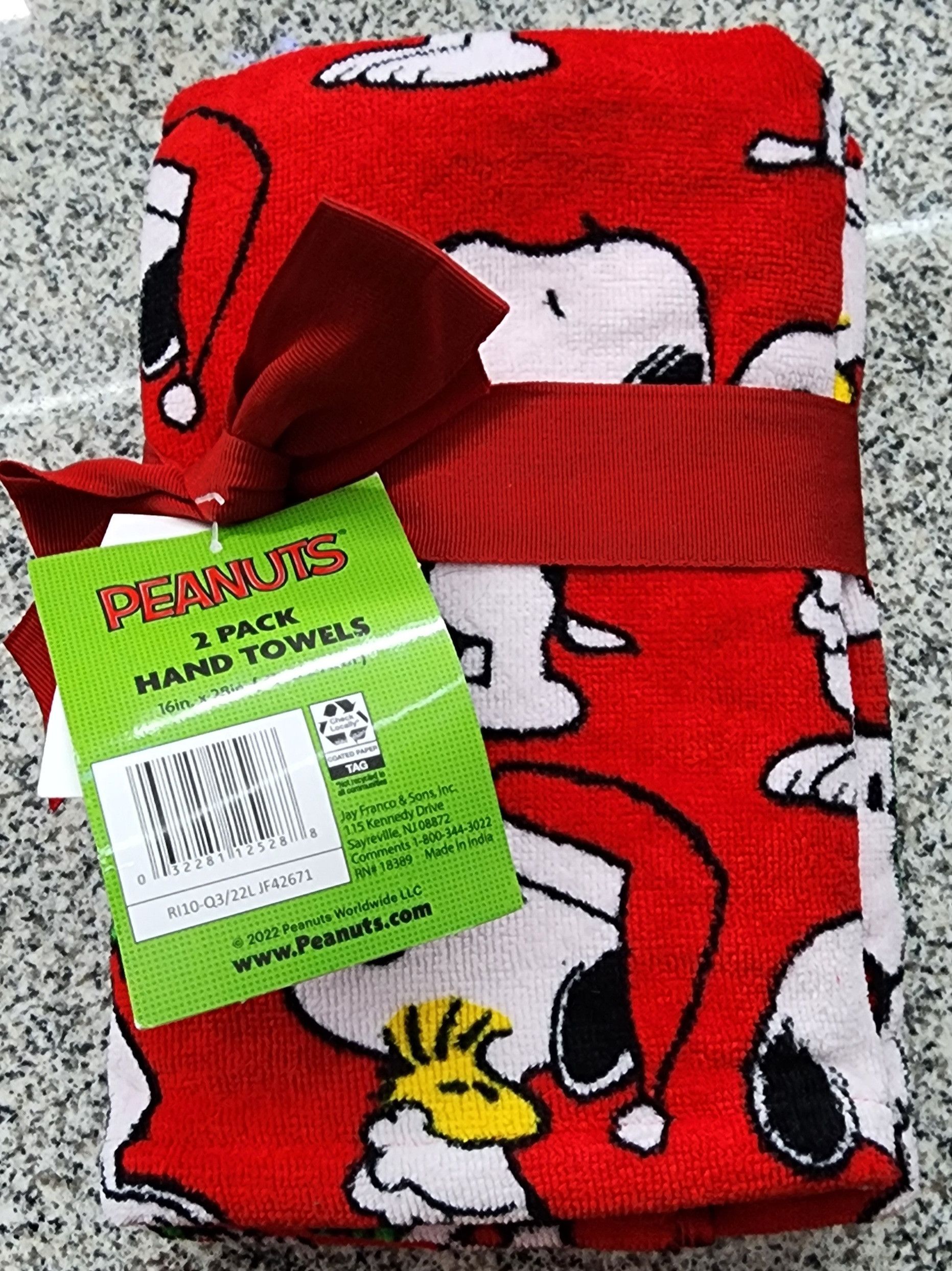 Peanuts Peanuts Snoopy Woodstock Christmas Red 2 Hand Towels 16"x28" Size ONE SIZE - 1 Thumbnail