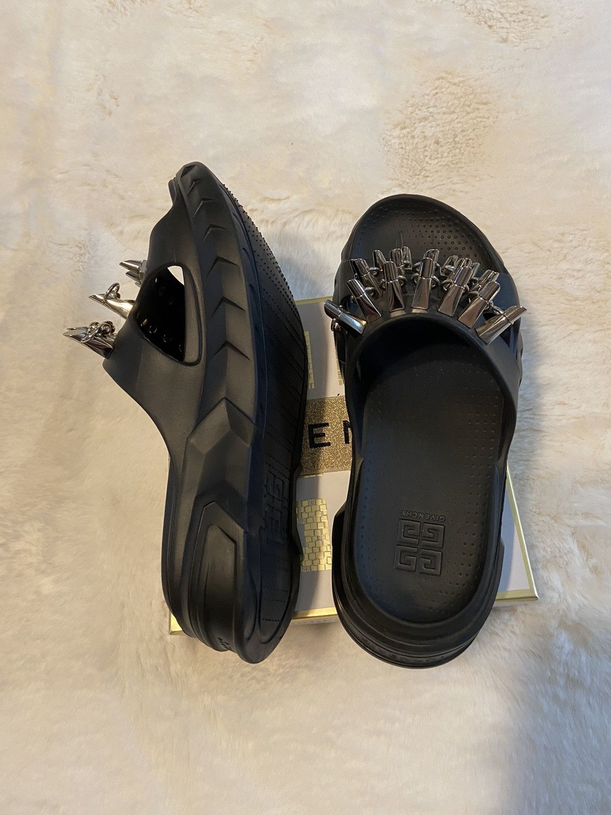 Givenchy Givenchy studded spiked marshmallow sandals Size US 8 / IT 38 - 4 Thumbnail