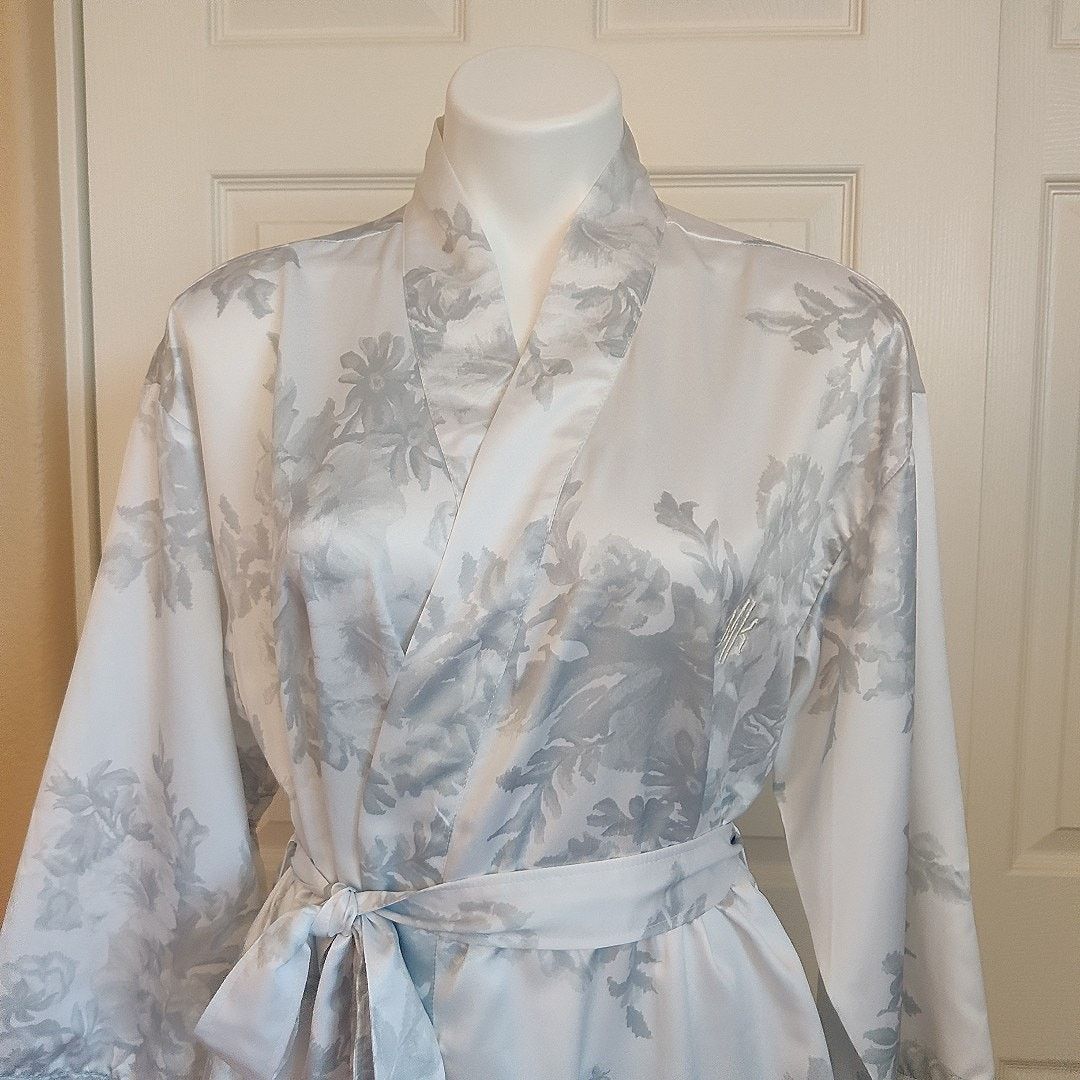 Monique Lhuillier Bouquet Floral Kimono Robe sz XS/S Size ONE SIZE - 2 Thumbnail